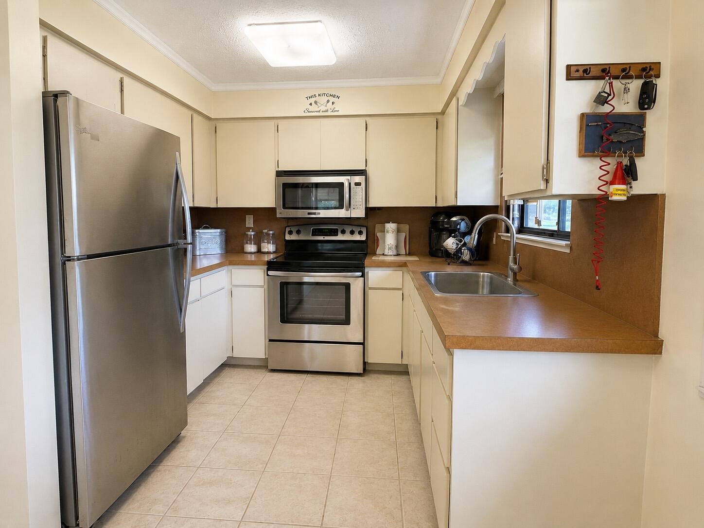 1095 Chobee Loop Property Photo 7