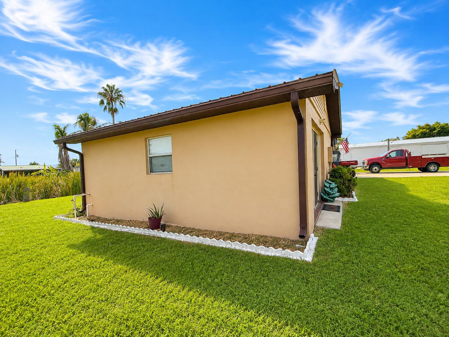 1095 Chobee Loop Property Photo 16
