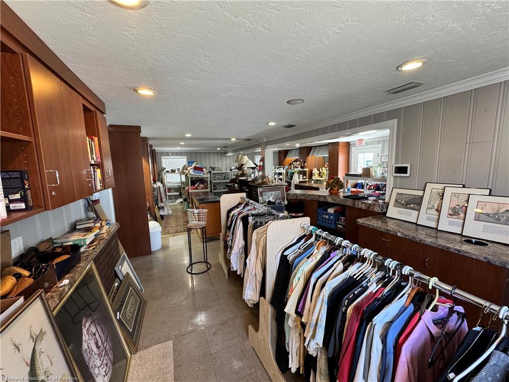 2924 Kenilworth Boulevard A Property Photo 5