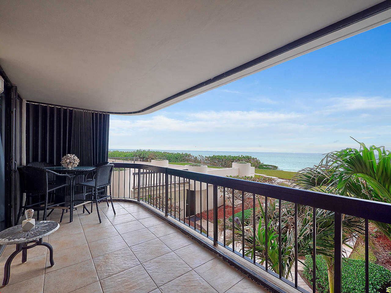 5380 N Ocean Drive 2e Property Photo 4
