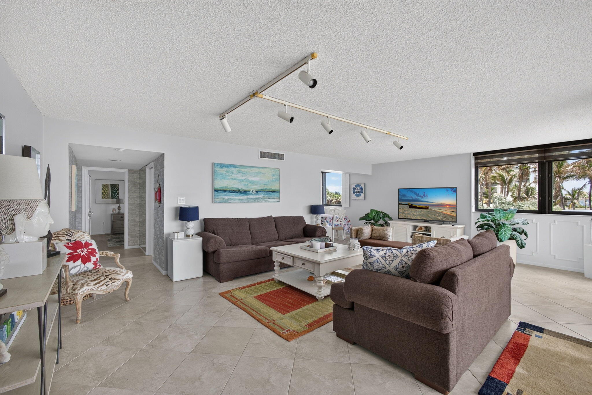 5380 N Ocean Drive 2e Property Photo 11