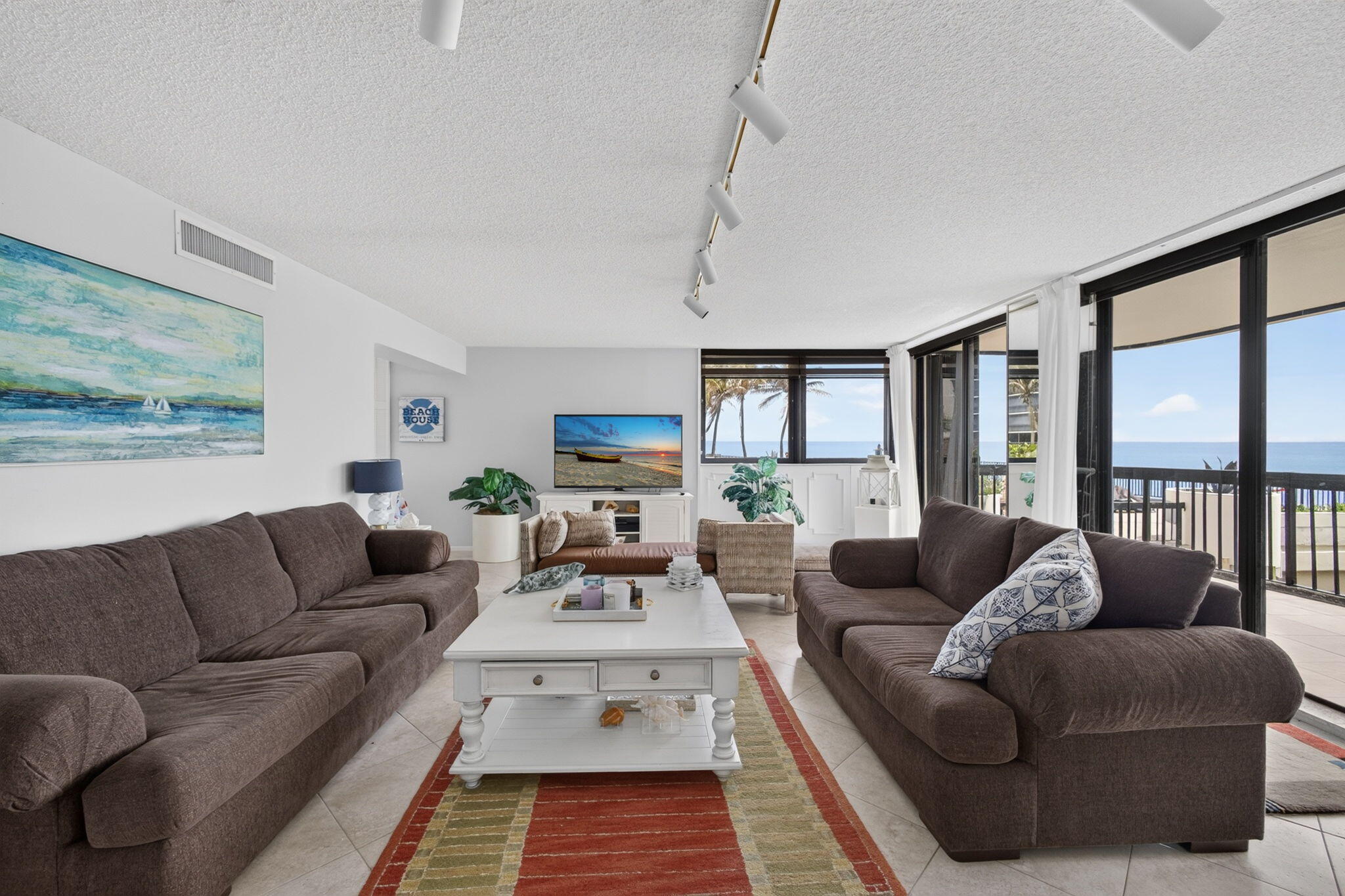 5380 N Ocean Drive 2e Property Photo 16