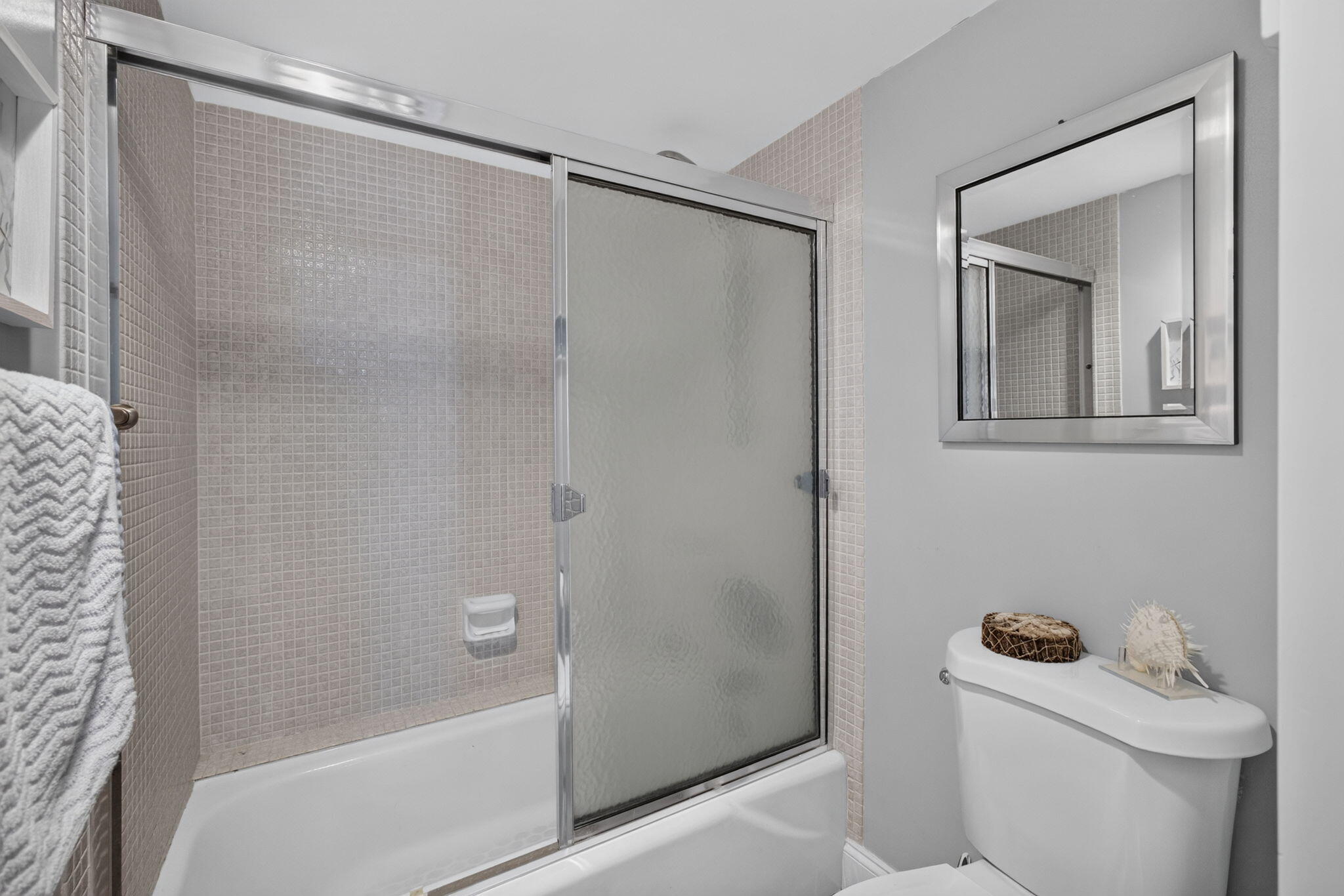 5380 N Ocean Drive 2e Property Photo 43