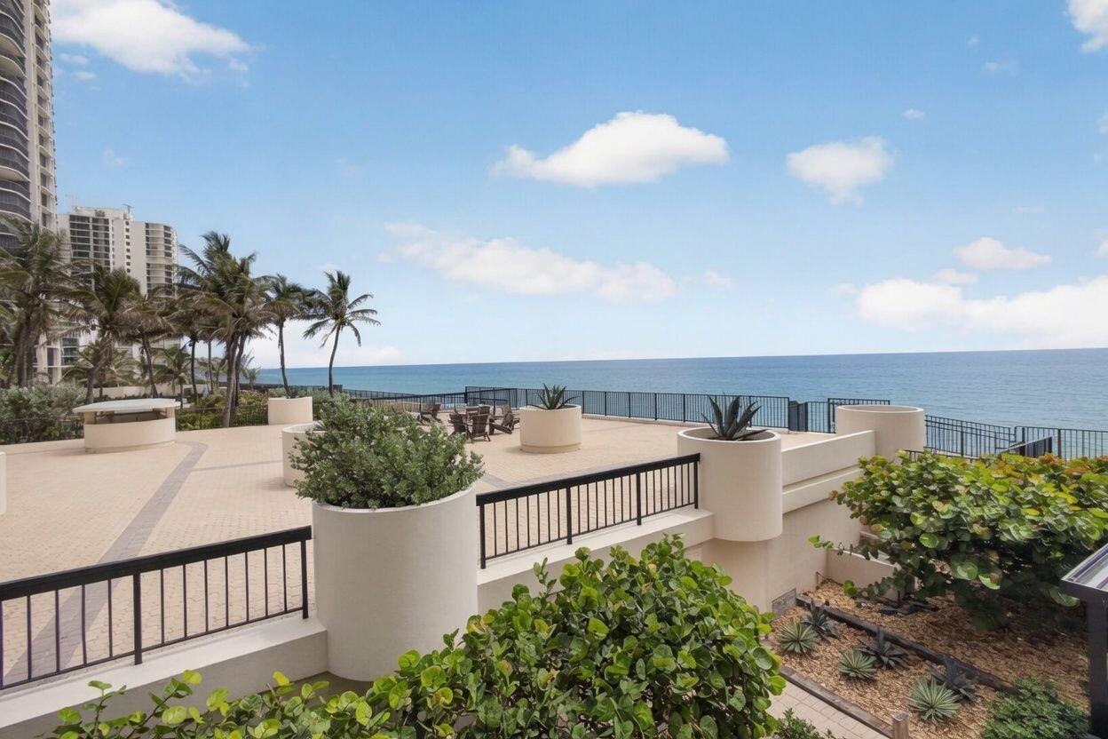 5380 N Ocean Drive 2e Property Photo 47
