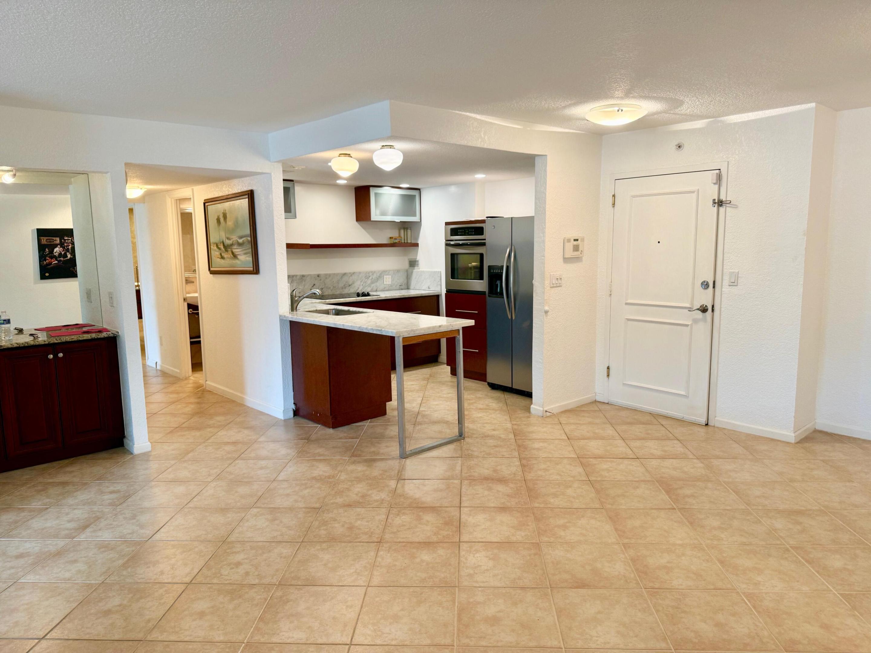 1000 Spanish River Road 1b Property Photo 12