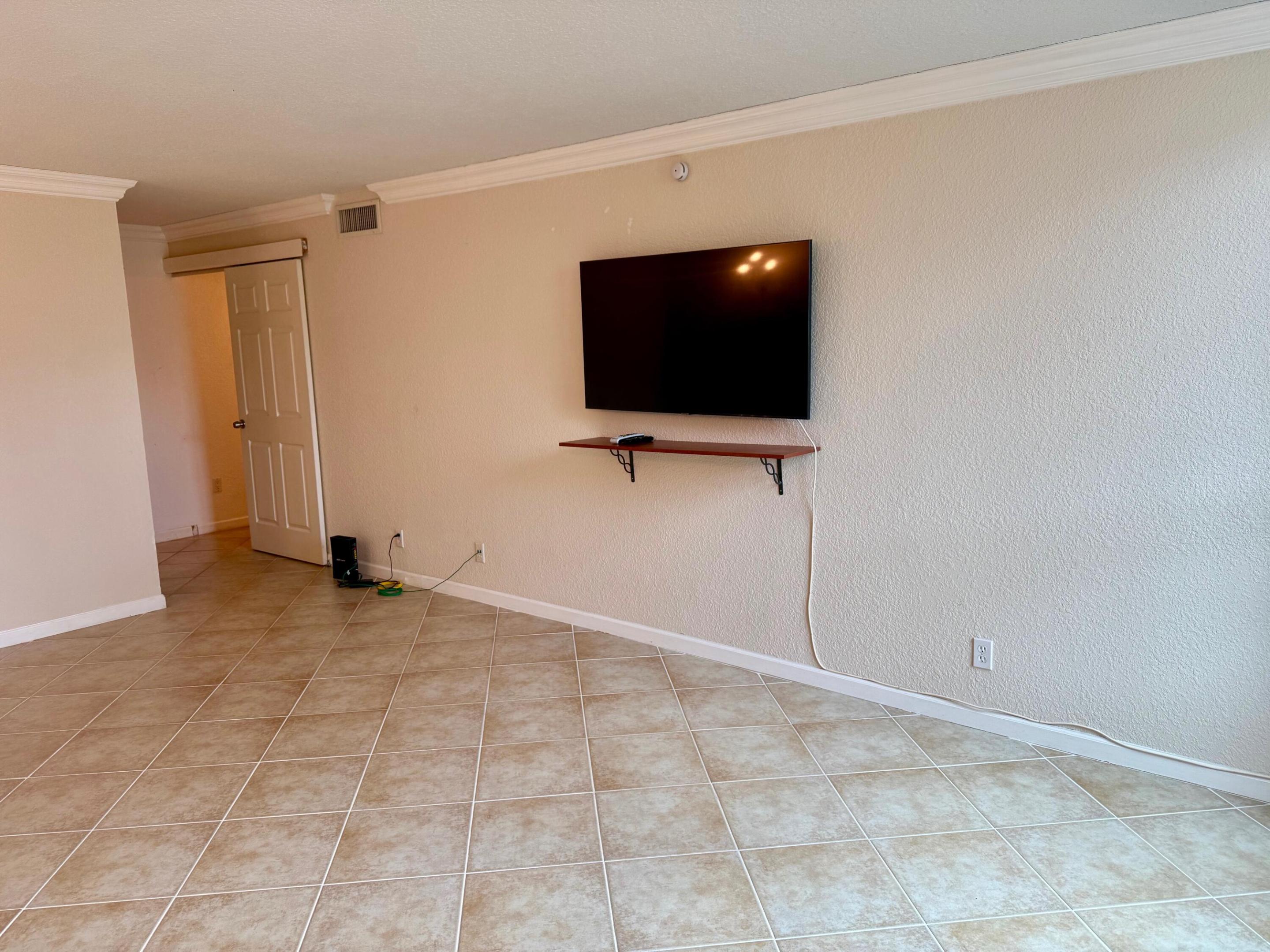 1000 Spanish River Road 1b Property Photo 27