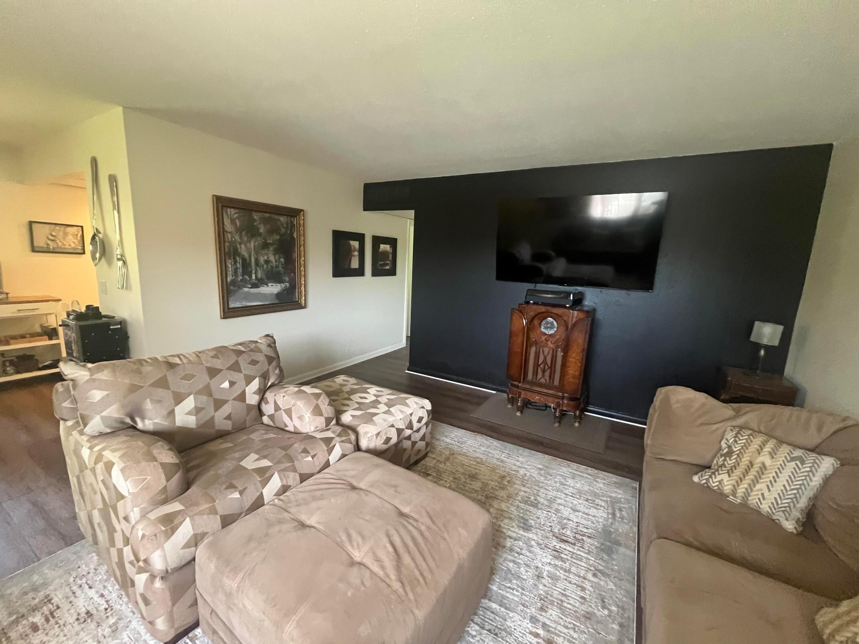 336 Brittany G Terrace Property Photo 7