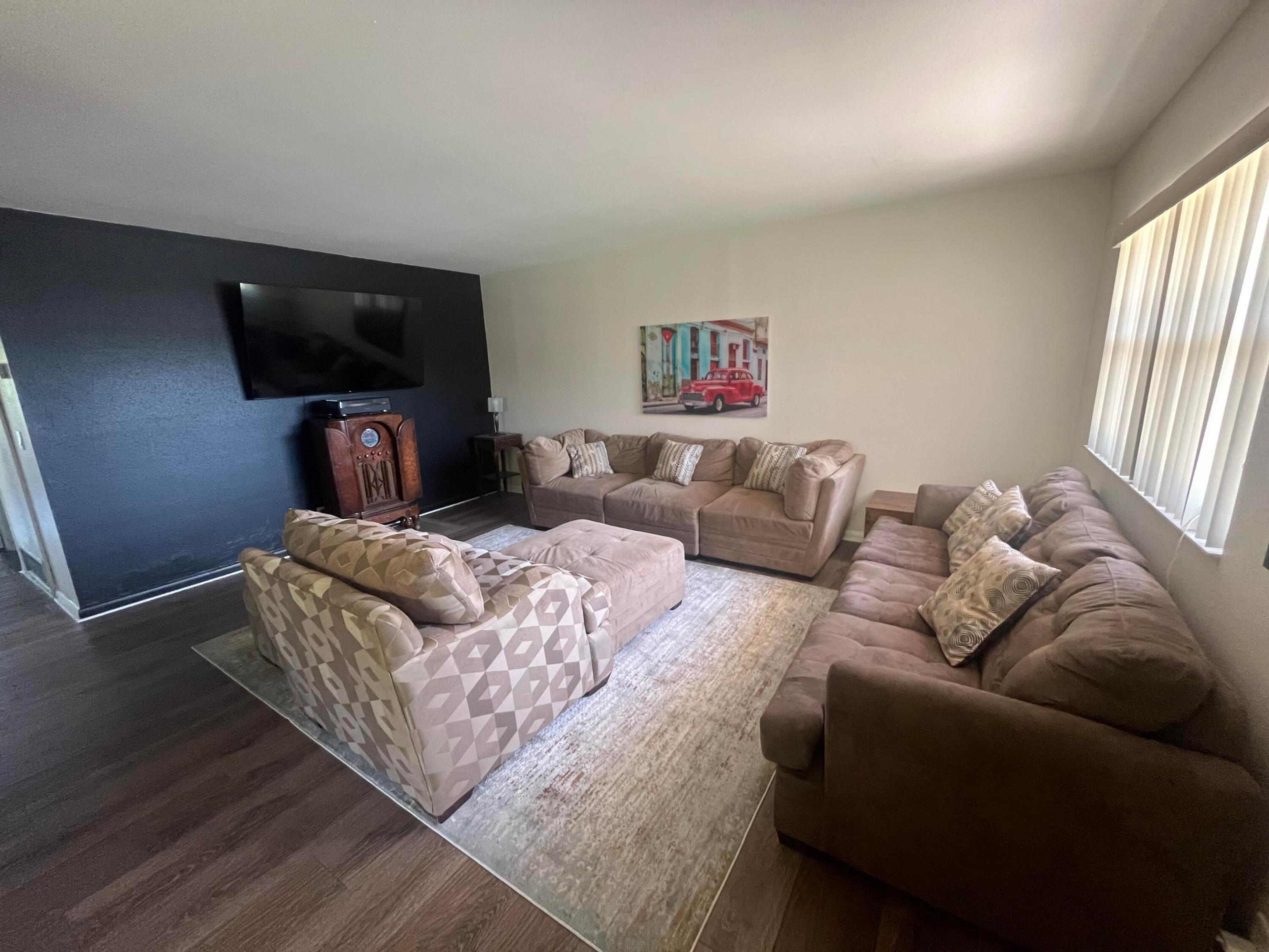 336 Brittany G Terrace Property Photo 8