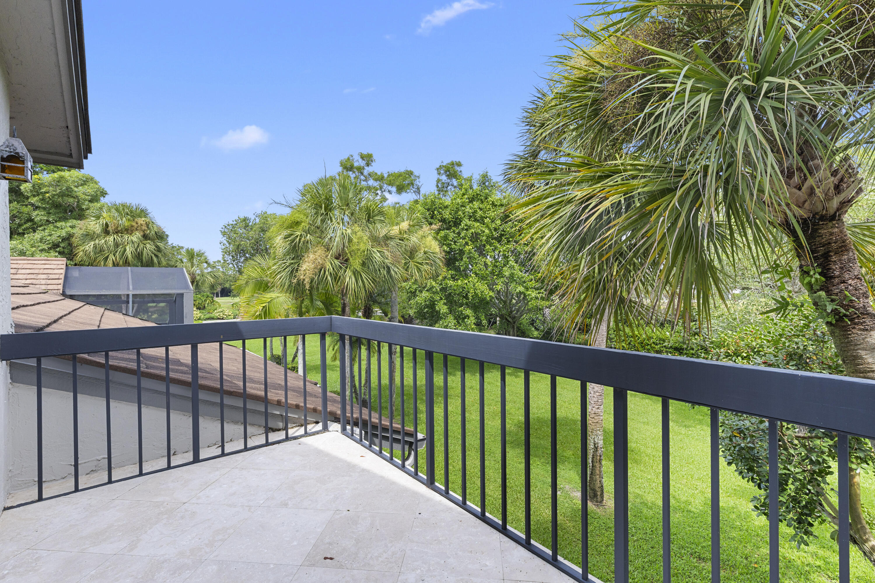 11397 Pond View Drive E202 Property Photo 16