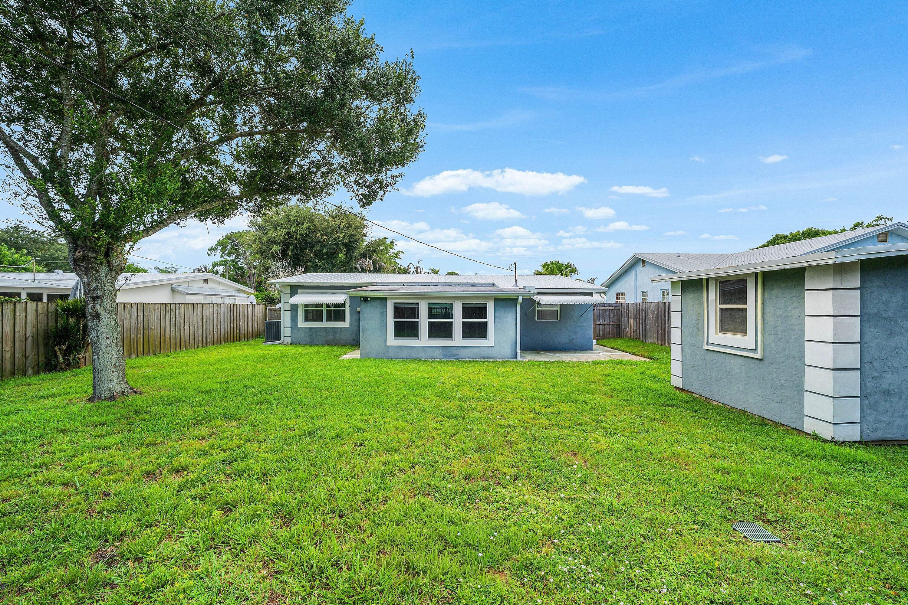 5709 Se Indigo Avenue Property Photo 25
