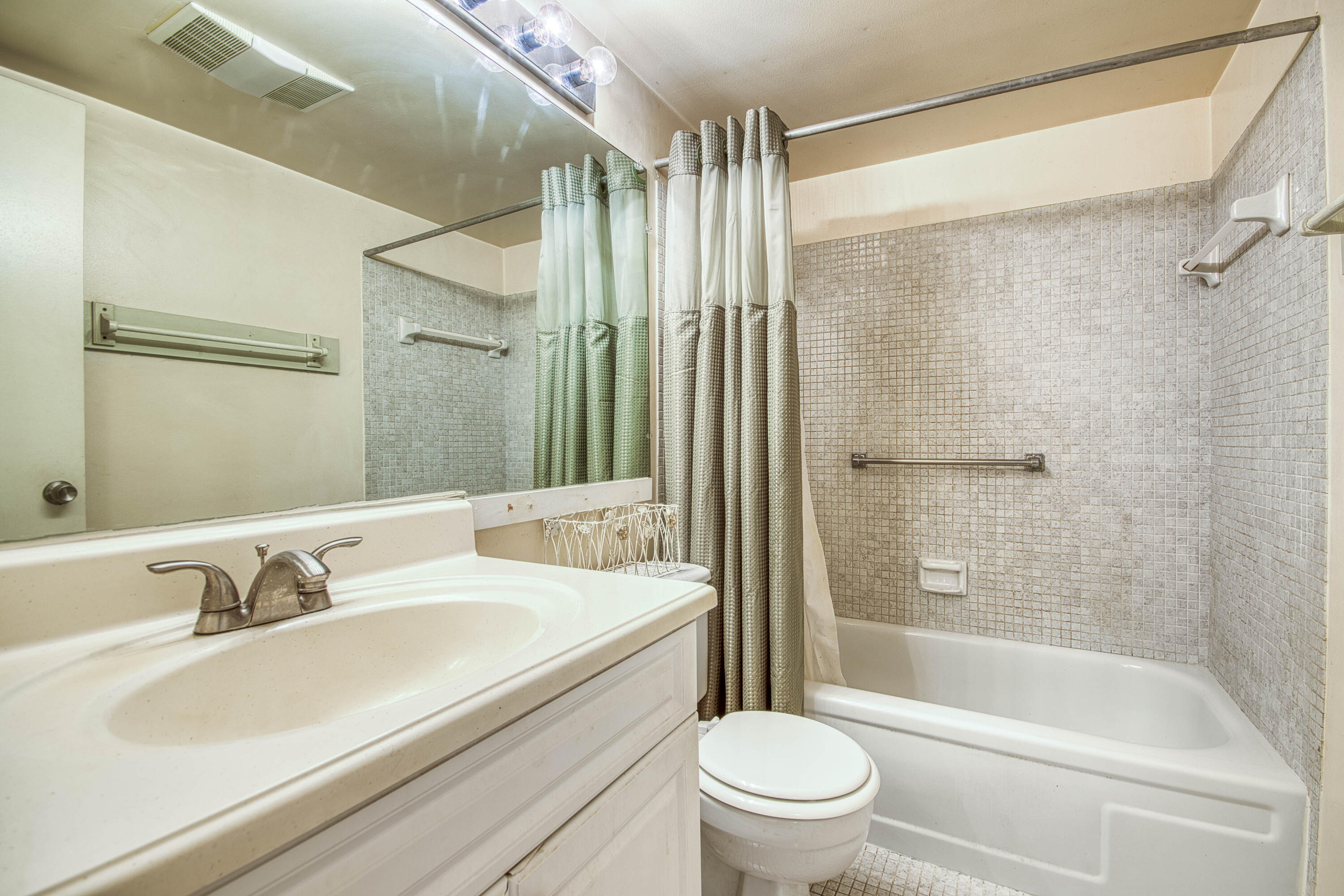 279 Tilford M Property Photo 8