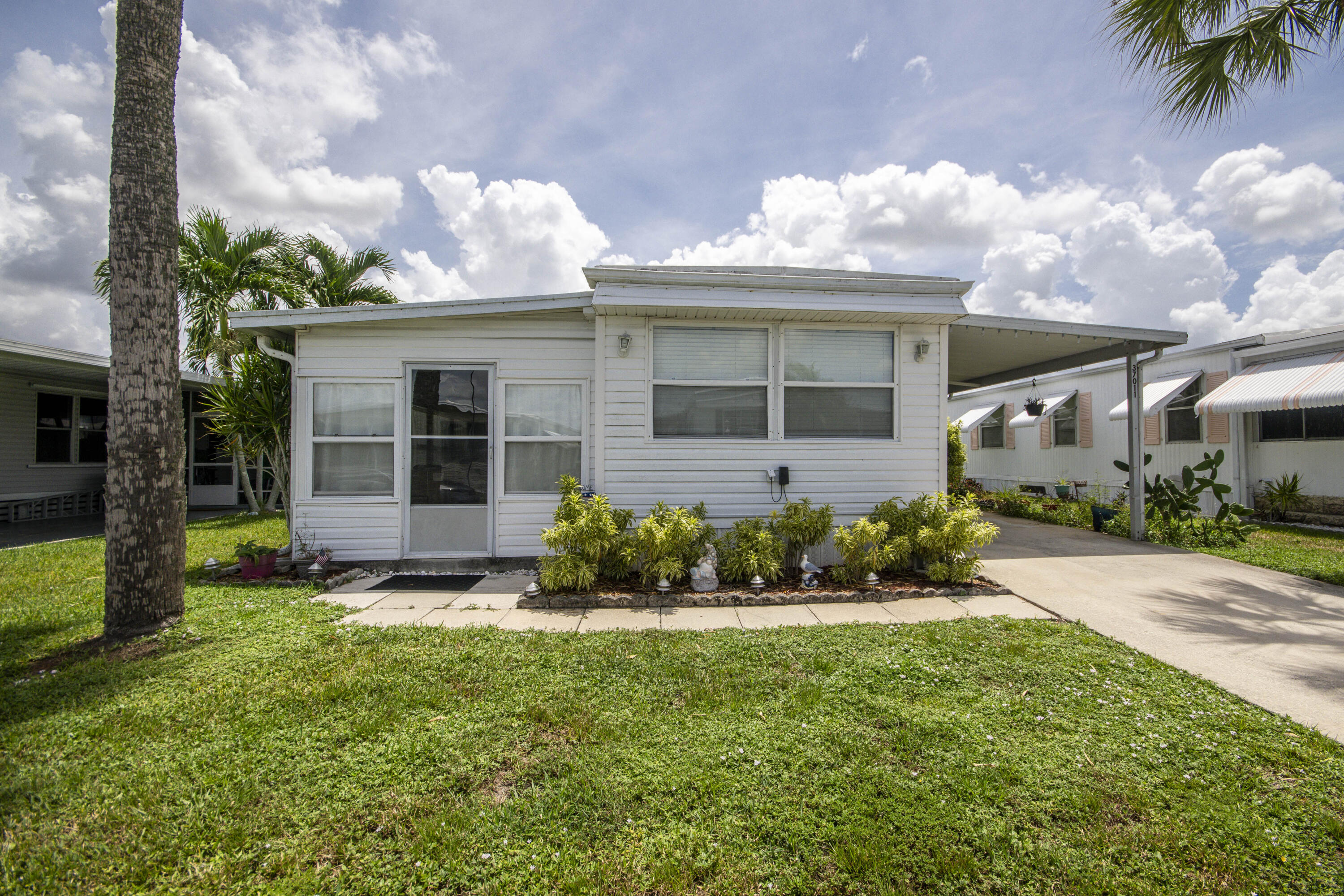 37011 Exuma Bay Property Photo 1