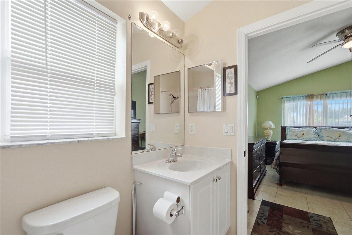 401 Sw Lake Forest Way Property Photo 20