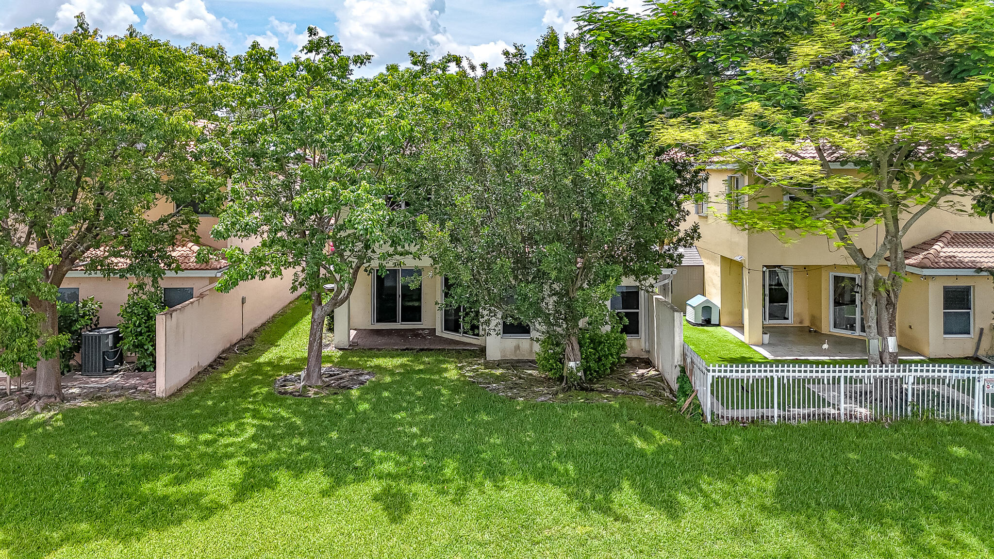 6427 Adriatic Way Property Photo 23