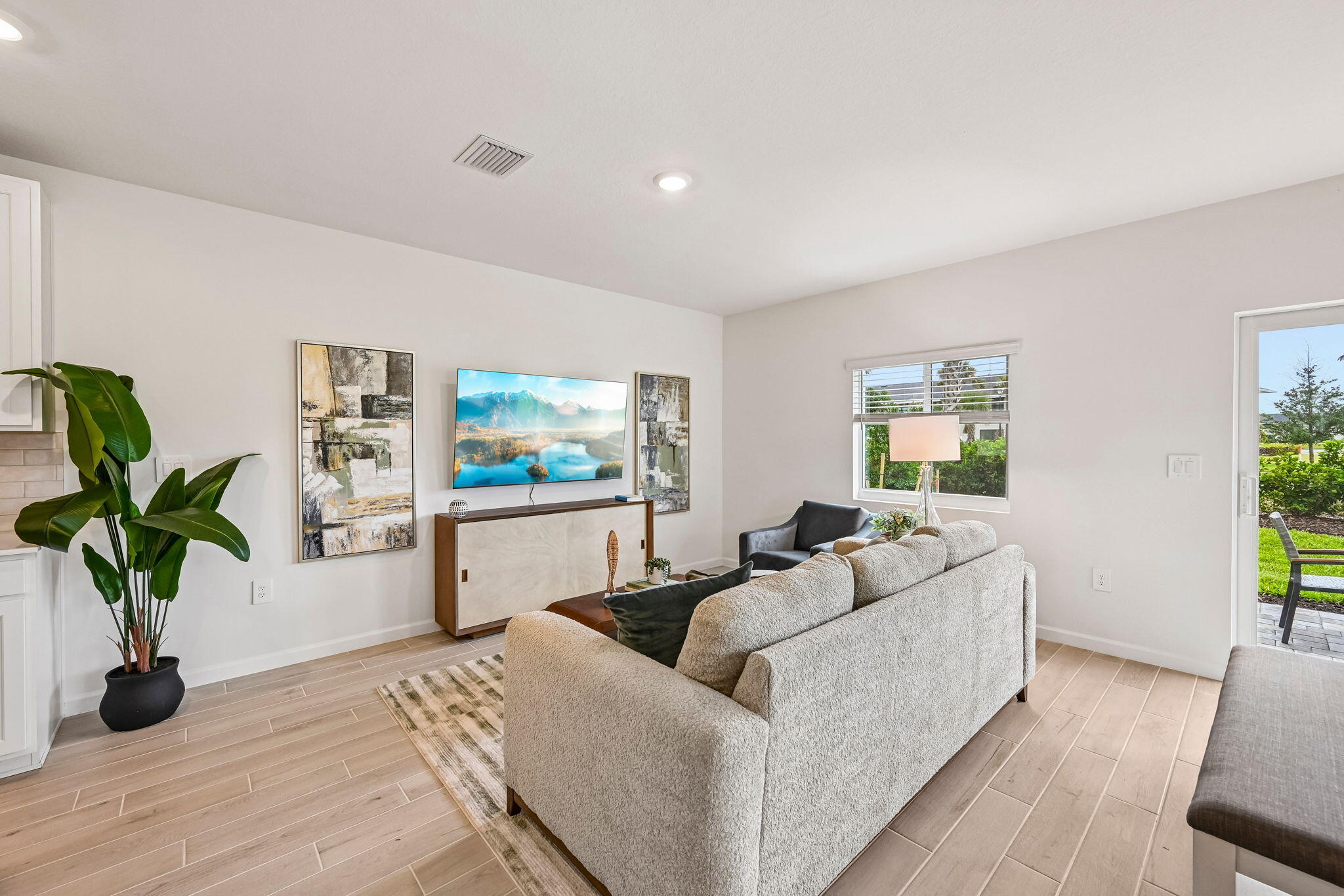 12997 Sw Forli Way Property Photo 3