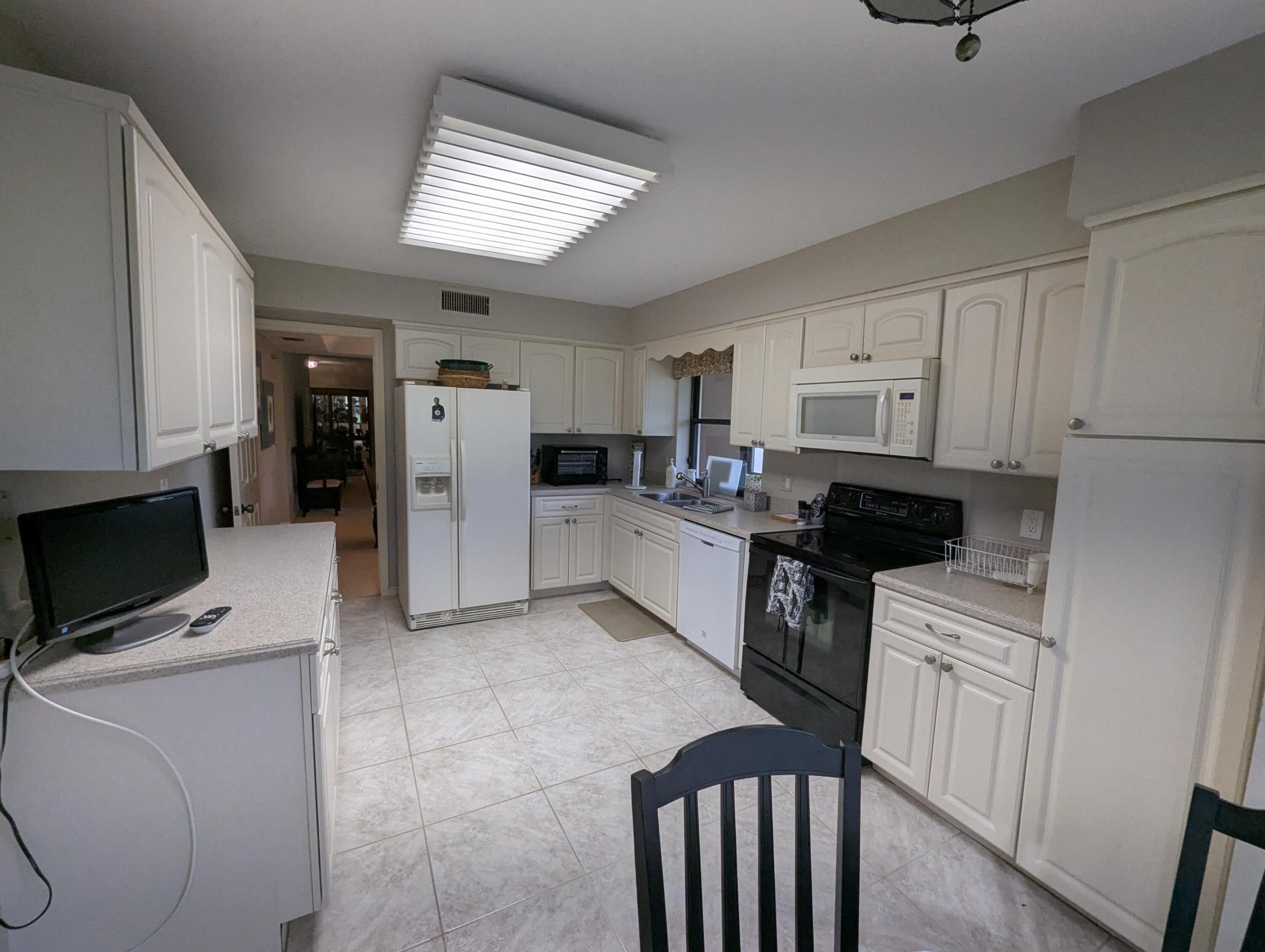 16941 Waterbend Drive 152 Property Photo 10