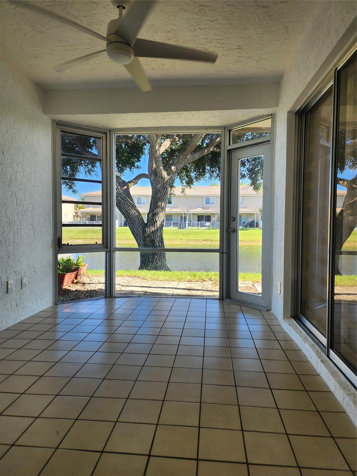 9020 Nw 60th Street Property Photo 19