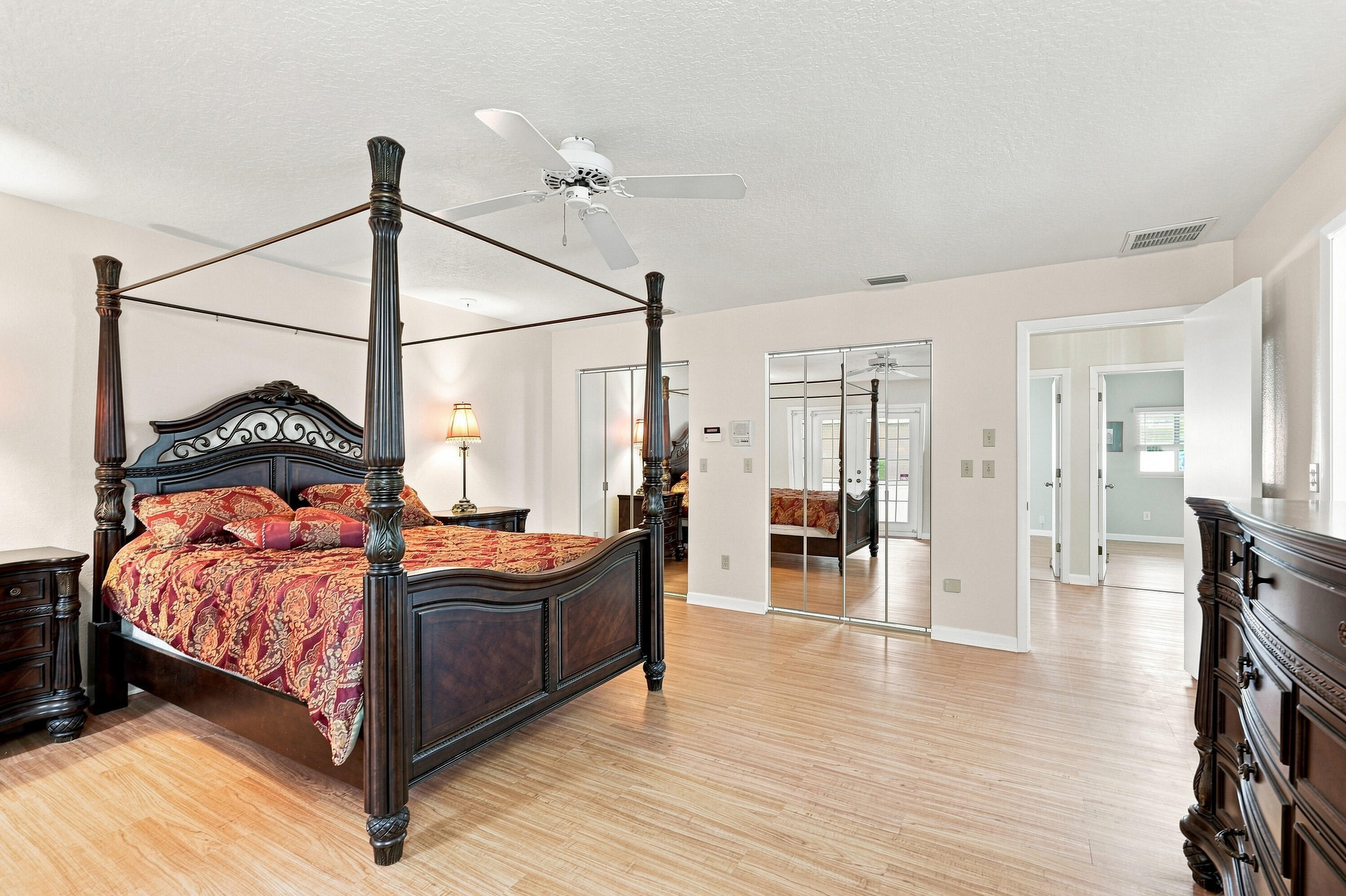 2381 Sw Bayshore Boulevard Property Photo 7