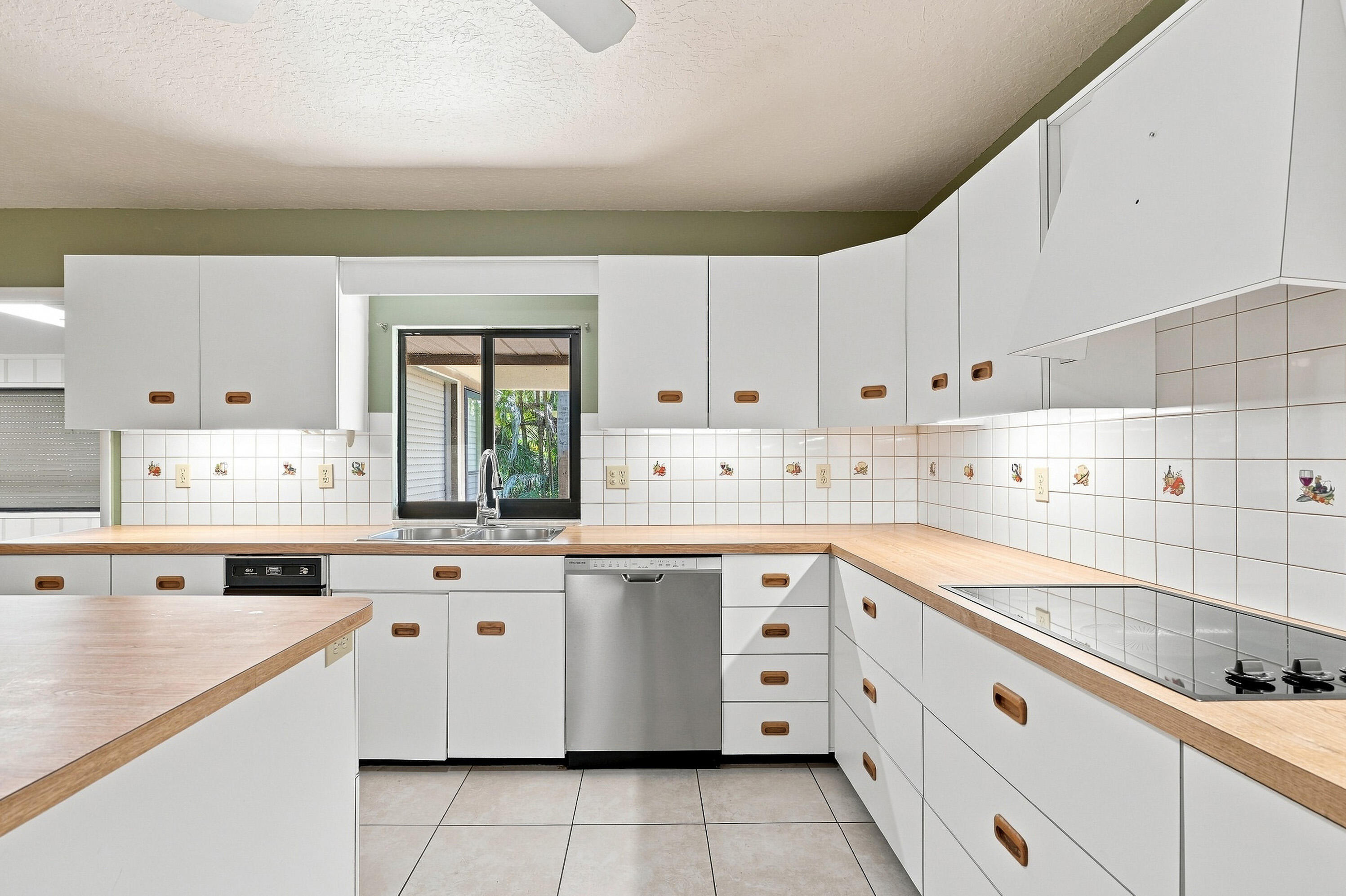 2381 Sw Bayshore Boulevard Property Photo 42
