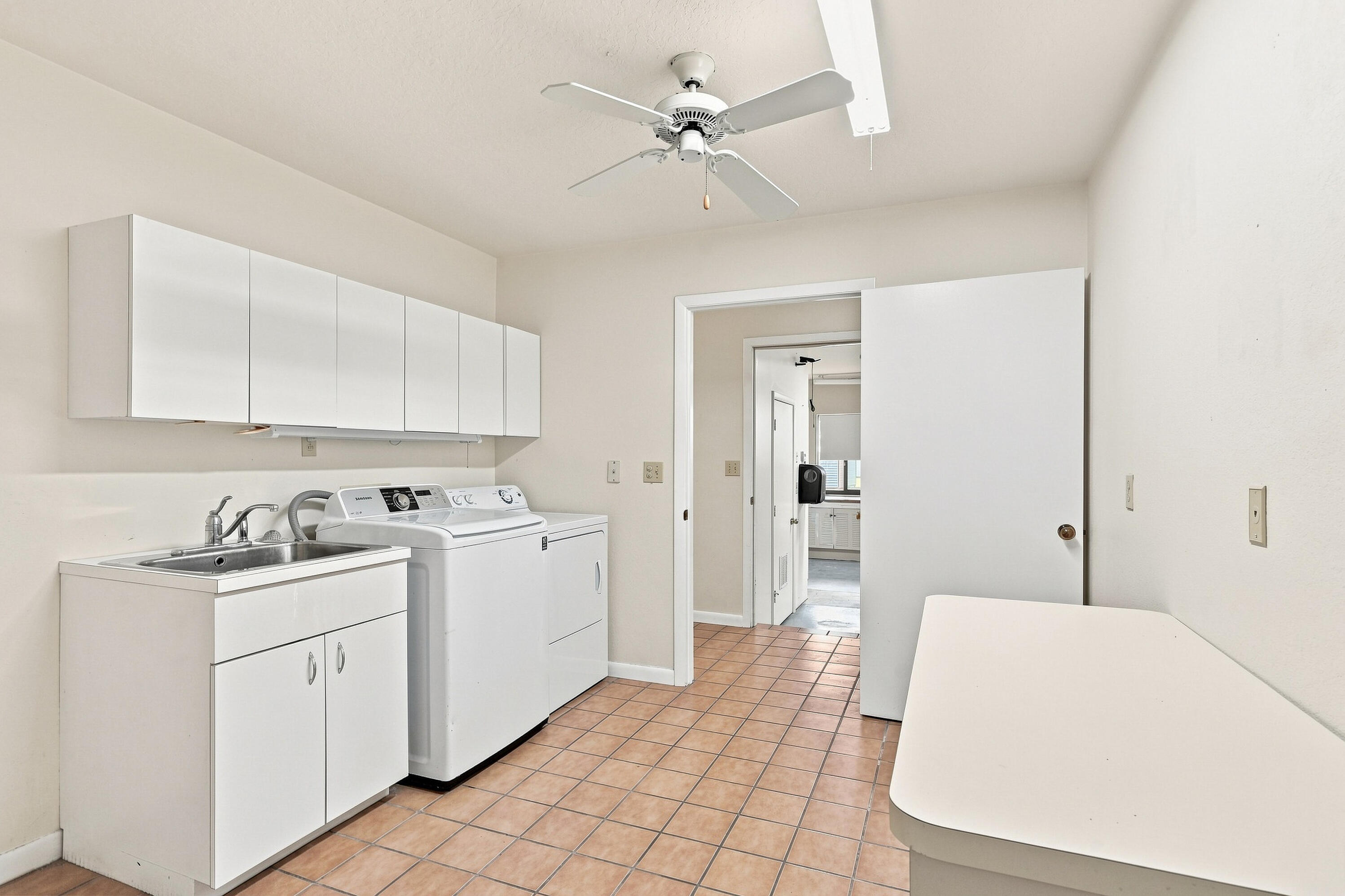 2381 Sw Bayshore Boulevard Property Photo 59