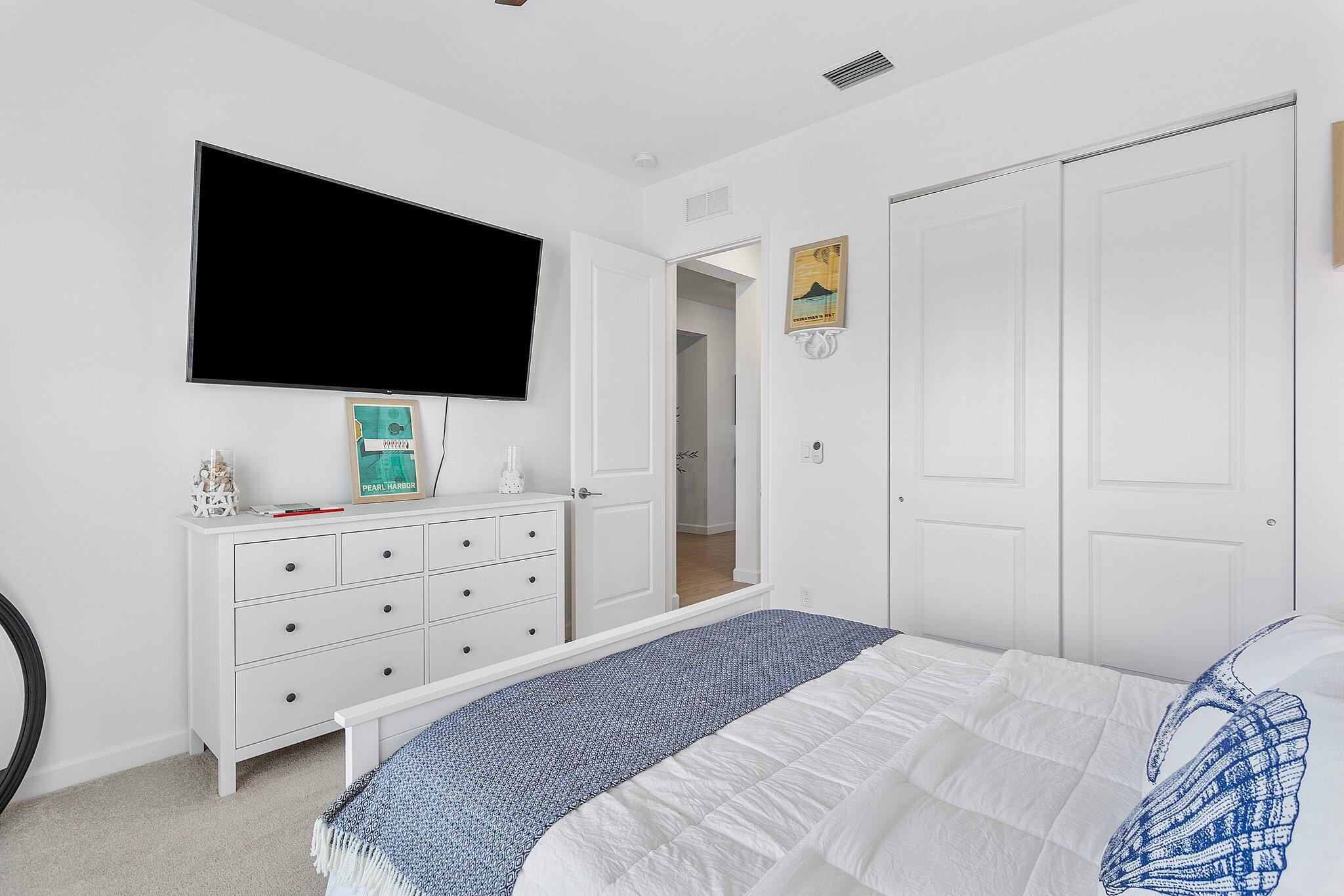 19043 Broad Shore Walk Property Photo 10