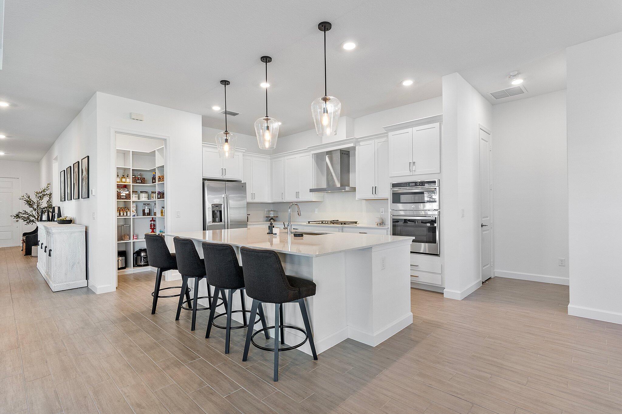 19043 Broad Shore Walk Property Photo 20