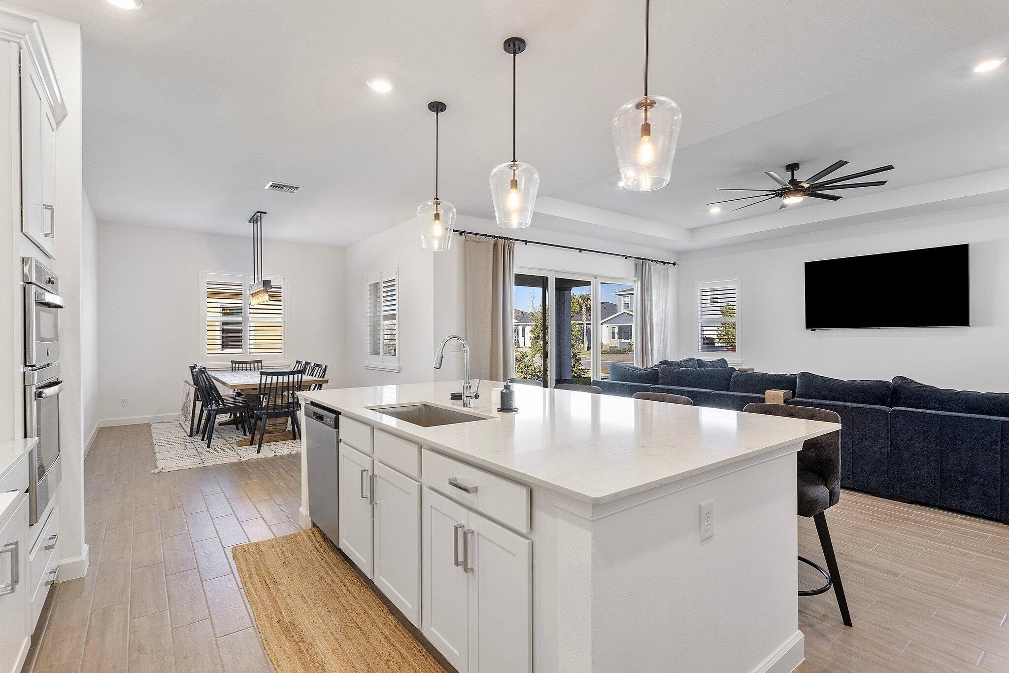 19043 Broad Shore Walk Property Photo 23