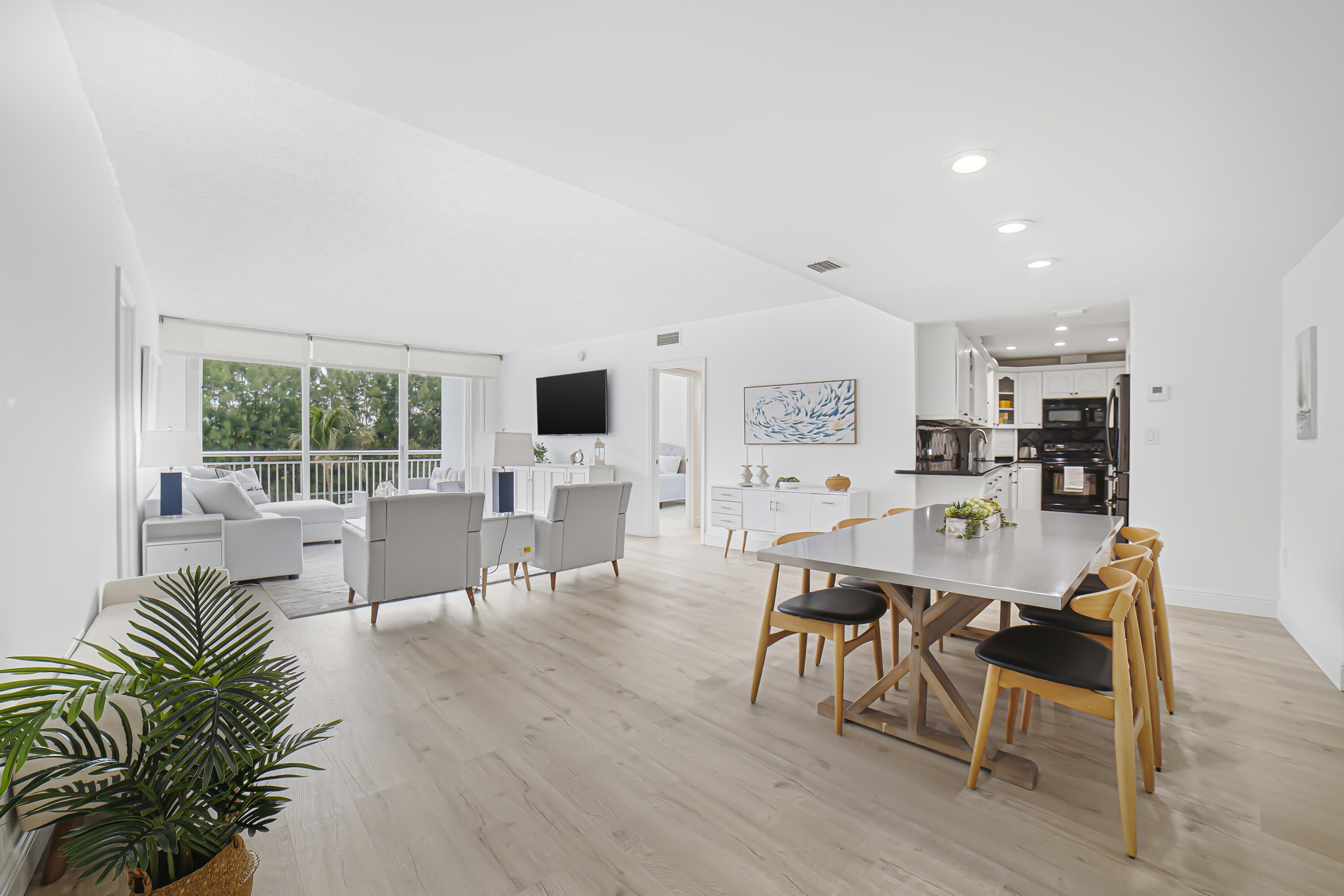 2780 S Ocean Boulevard 309 Property Photo 5