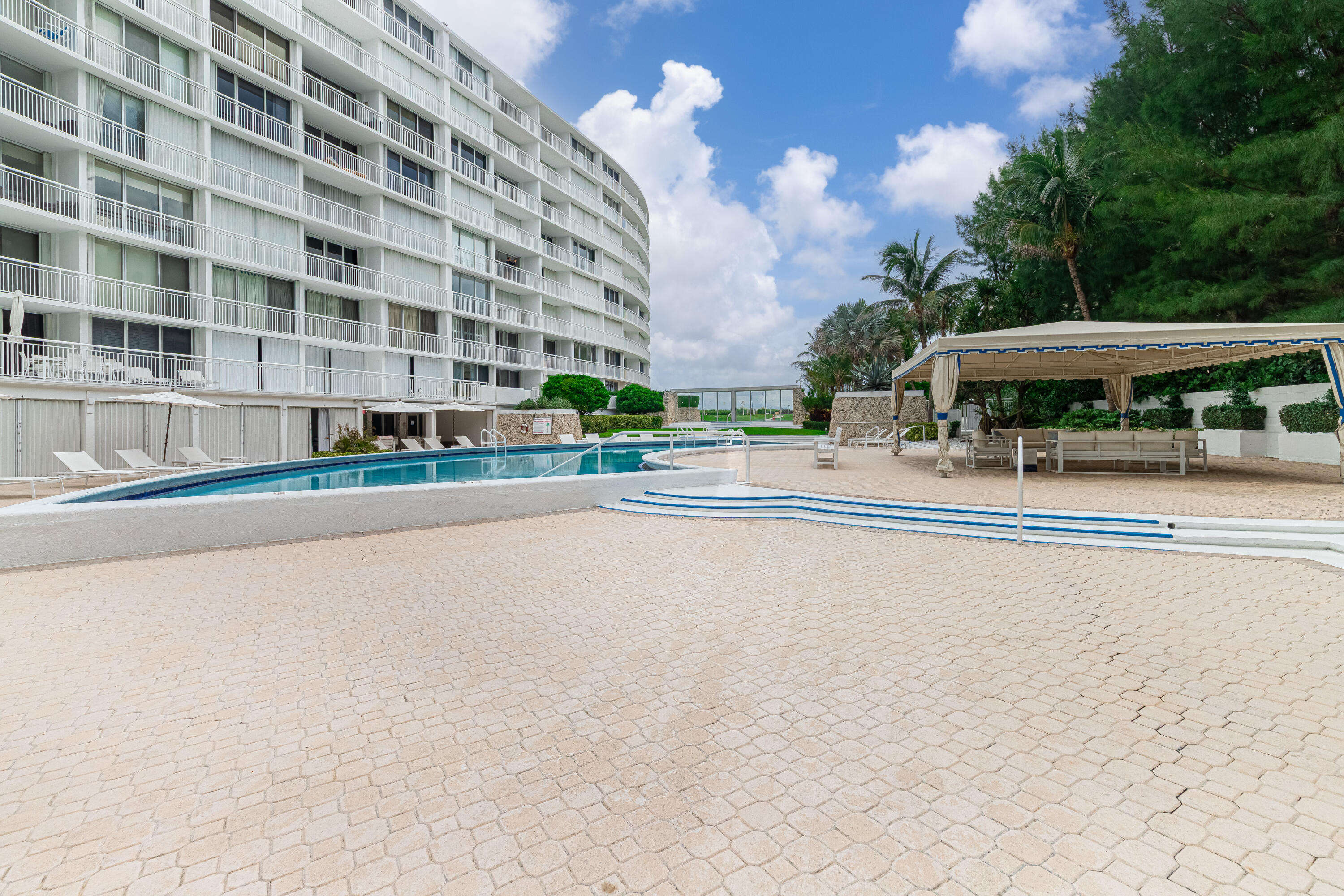 2780 S Ocean Boulevard 309 Property Photo 32