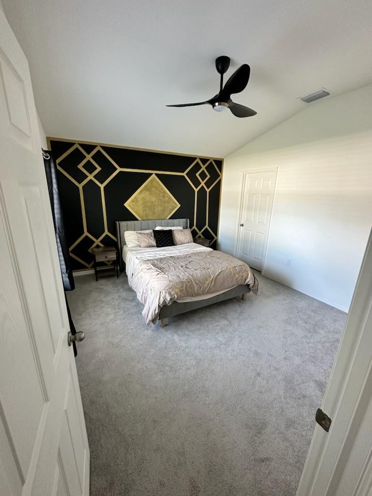 1099 Dania Circle Ne Property Photo 8