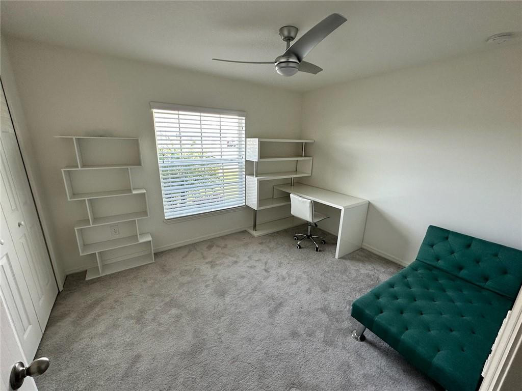 1099 Dania Circle Ne Property Photo 13