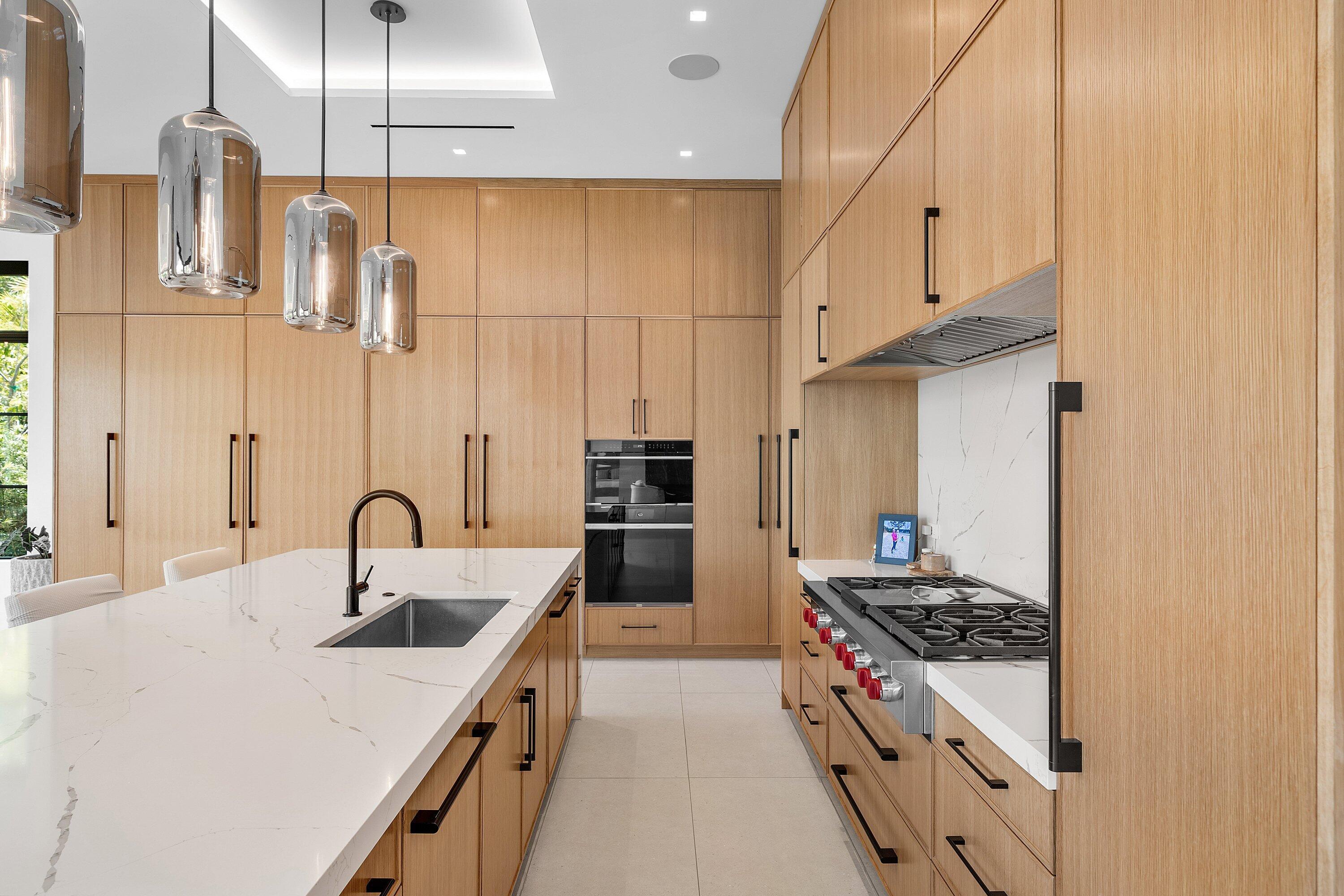 830 Lake Shore Drive Property Photo 20