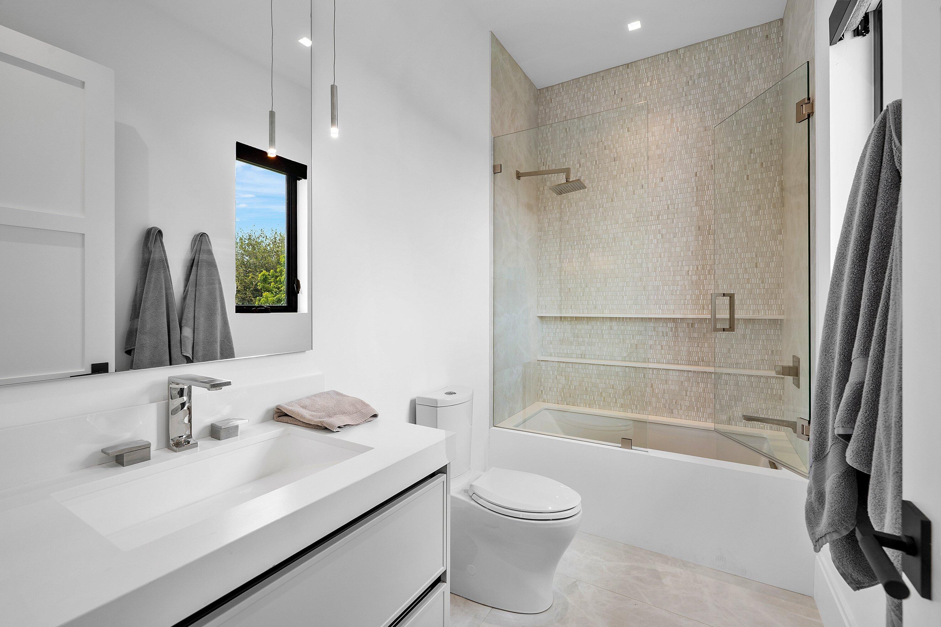 830 Lake Shore Drive Property Photo 39
