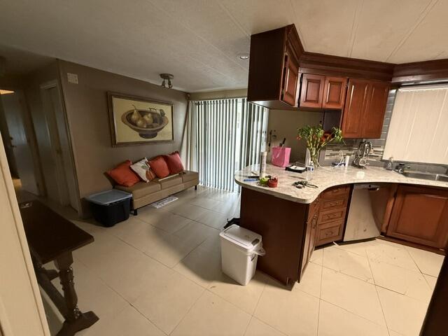 1817 Dolphin Place Property Photo 14