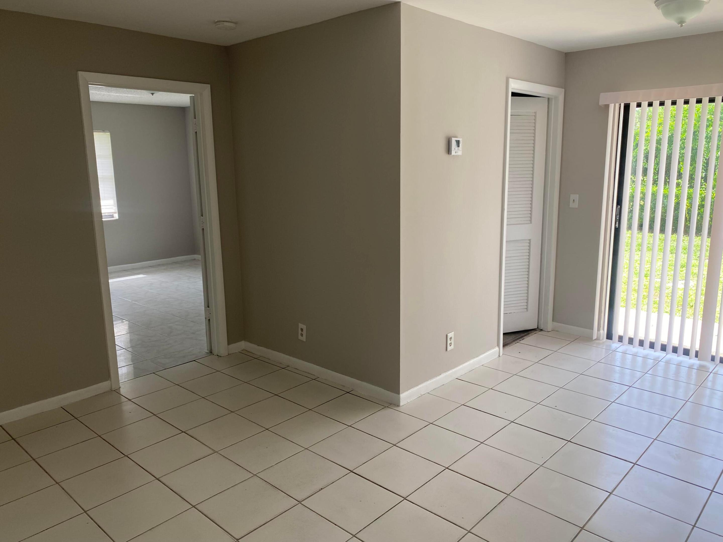 4714 Summit Villas Property Photo 4