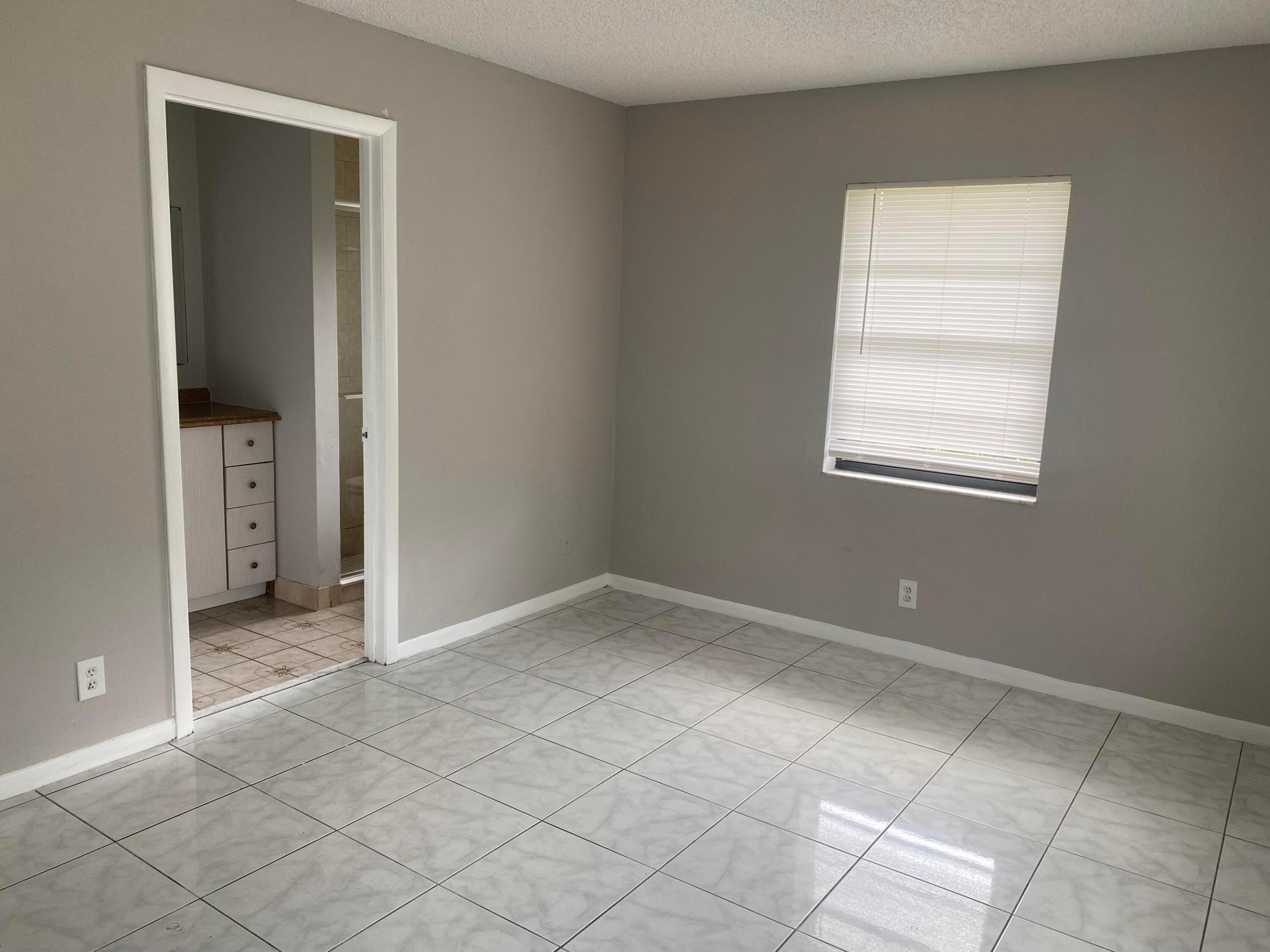 4714 Summit Villas Property Photo 5