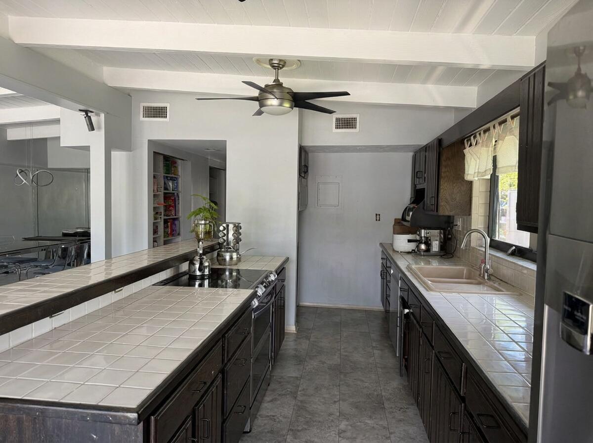 11 Sunset Lane Property Photo 7