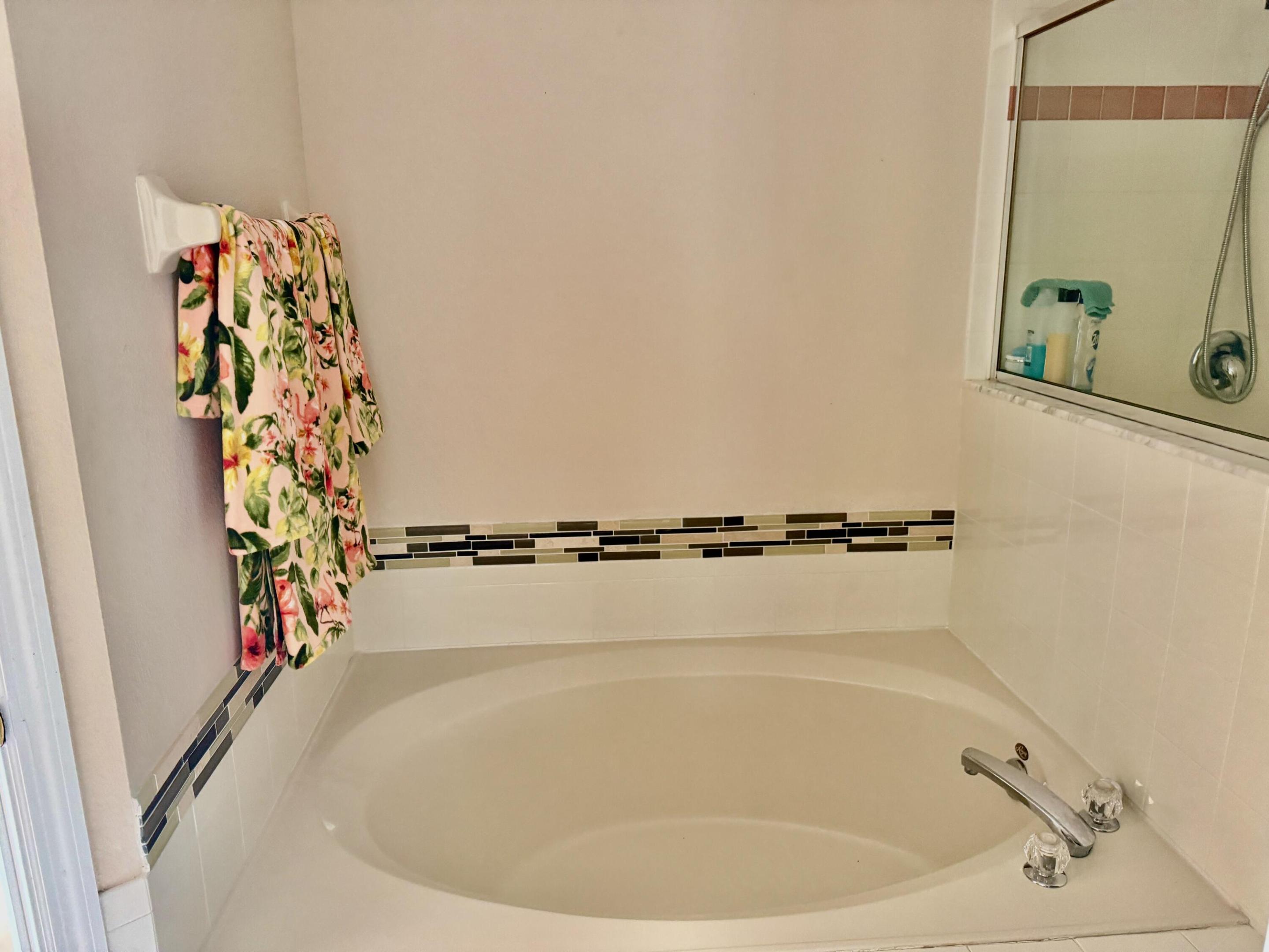 5937 Nw Baynard Drive Property Photo 9
