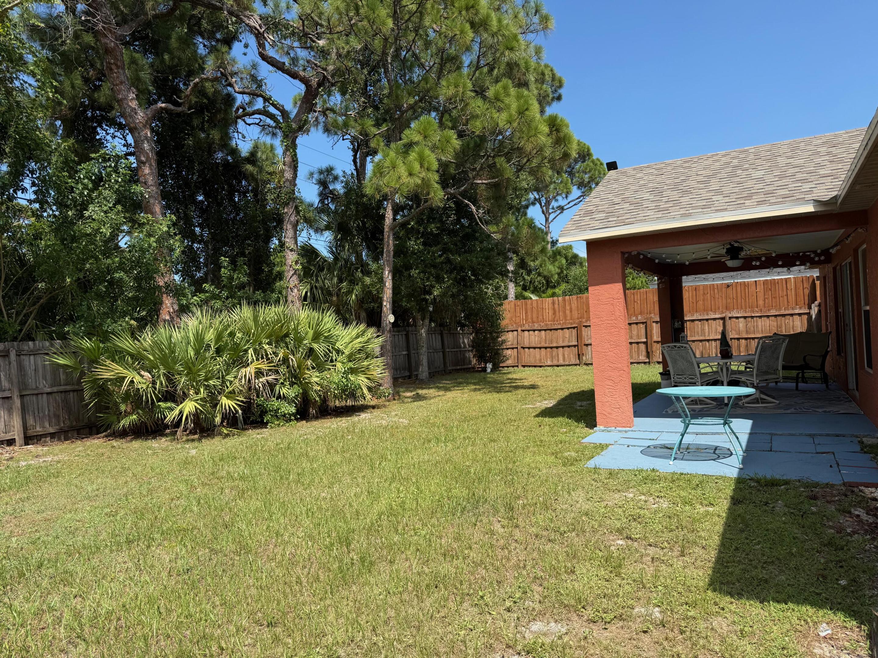 5937 Nw Baynard Drive Property Photo 16