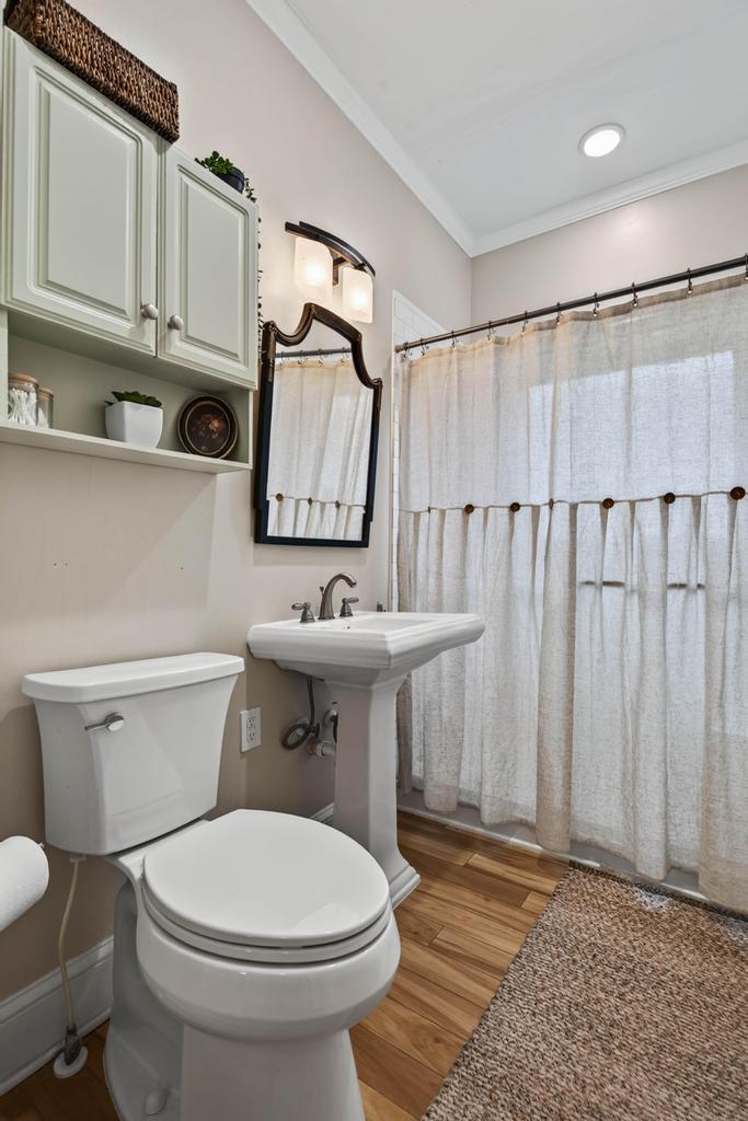 4608 Post Street Property Photo 12