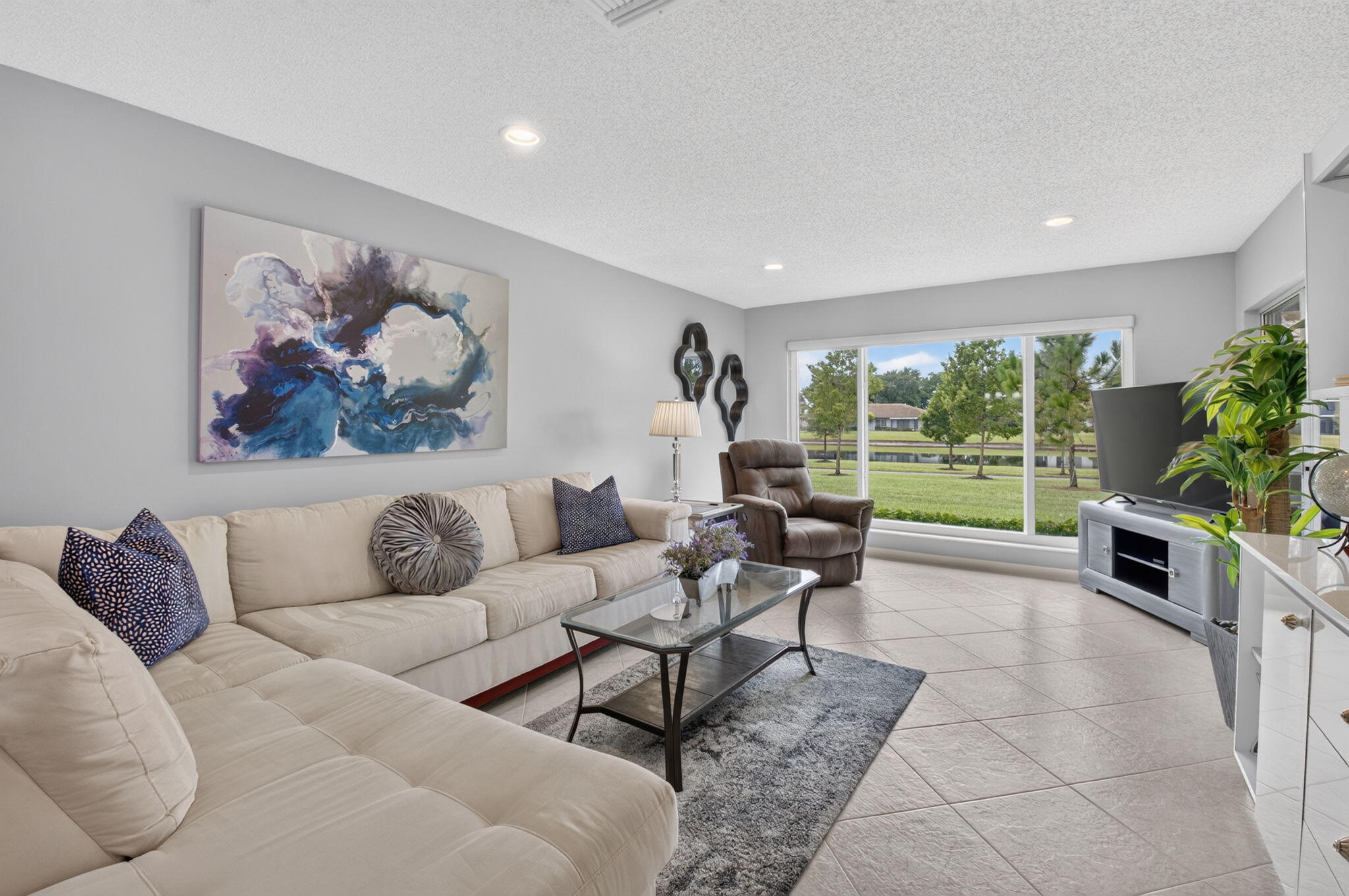 5810 Areca Palm B Property Photo 11