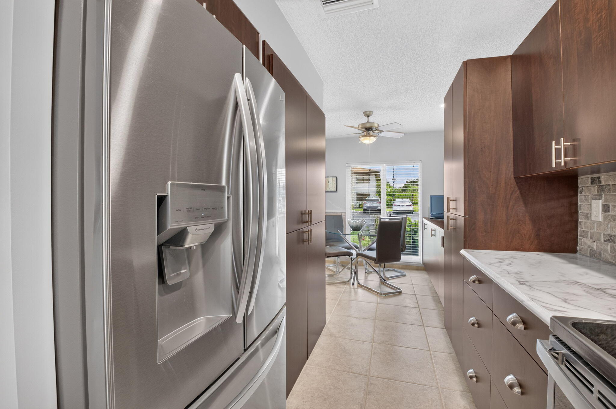 5810 Areca Palm B Property Photo 23