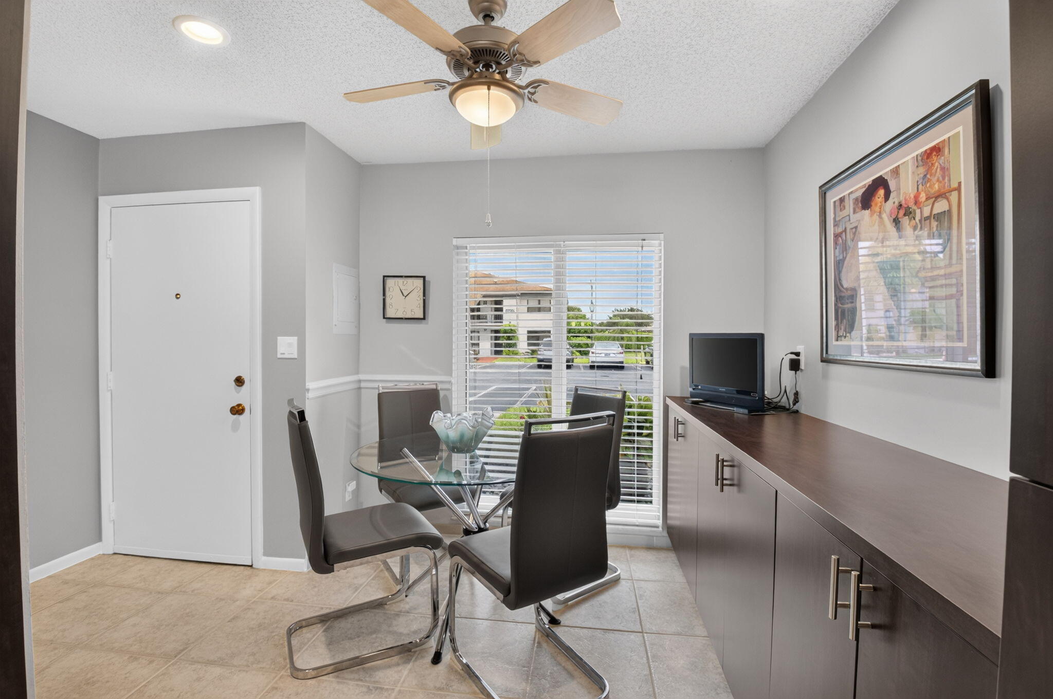 5810 Areca Palm B Property Photo 25