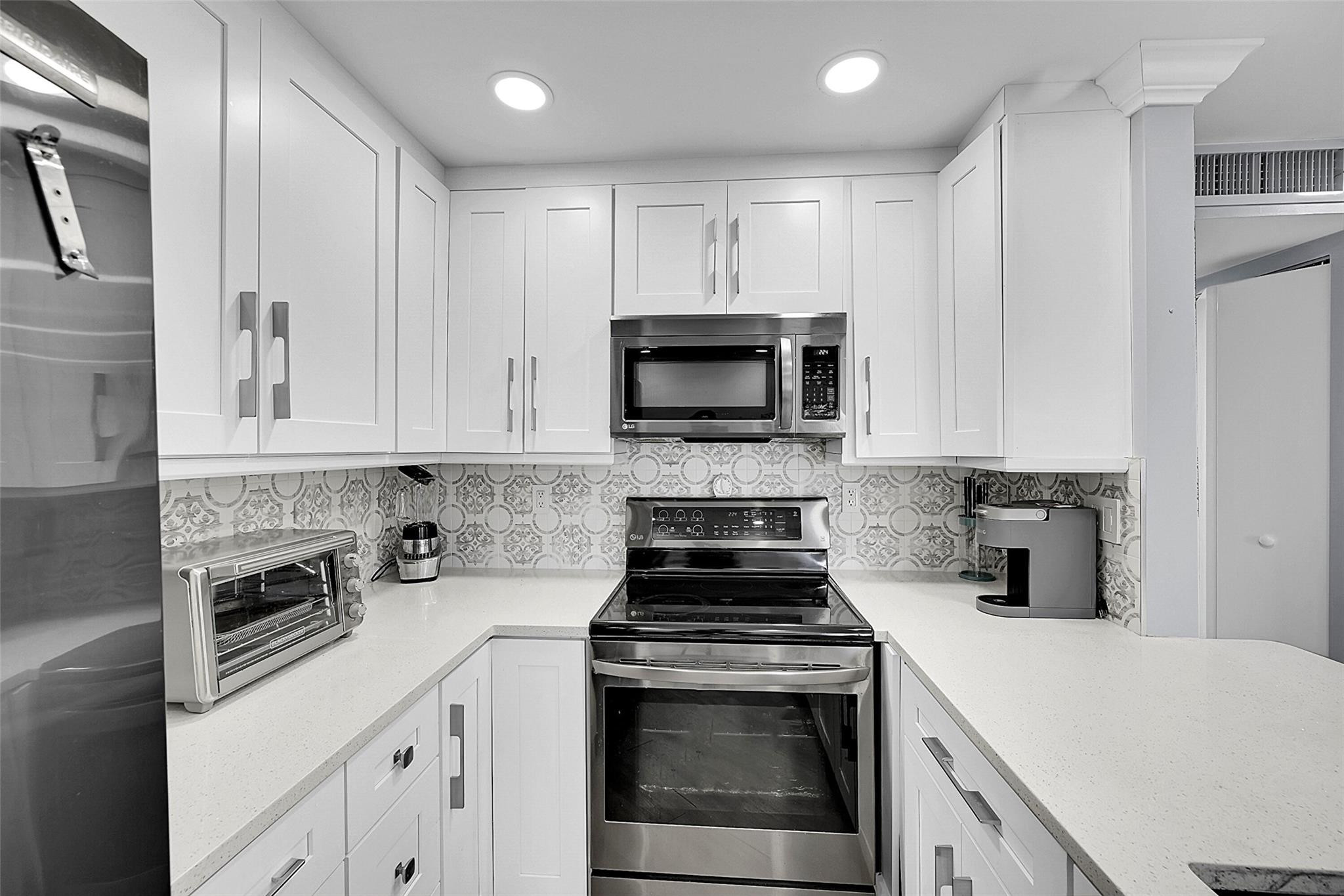964 Normandy U Trail U Property Photo 7