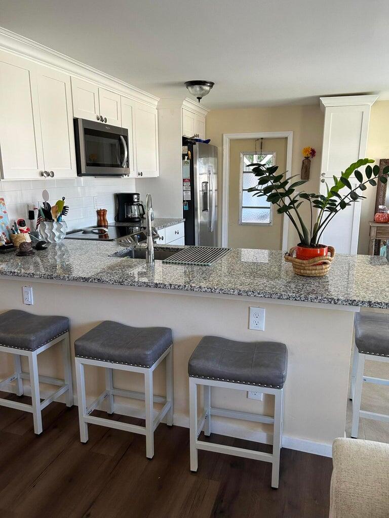 254 W Caribbean Property Photo 3