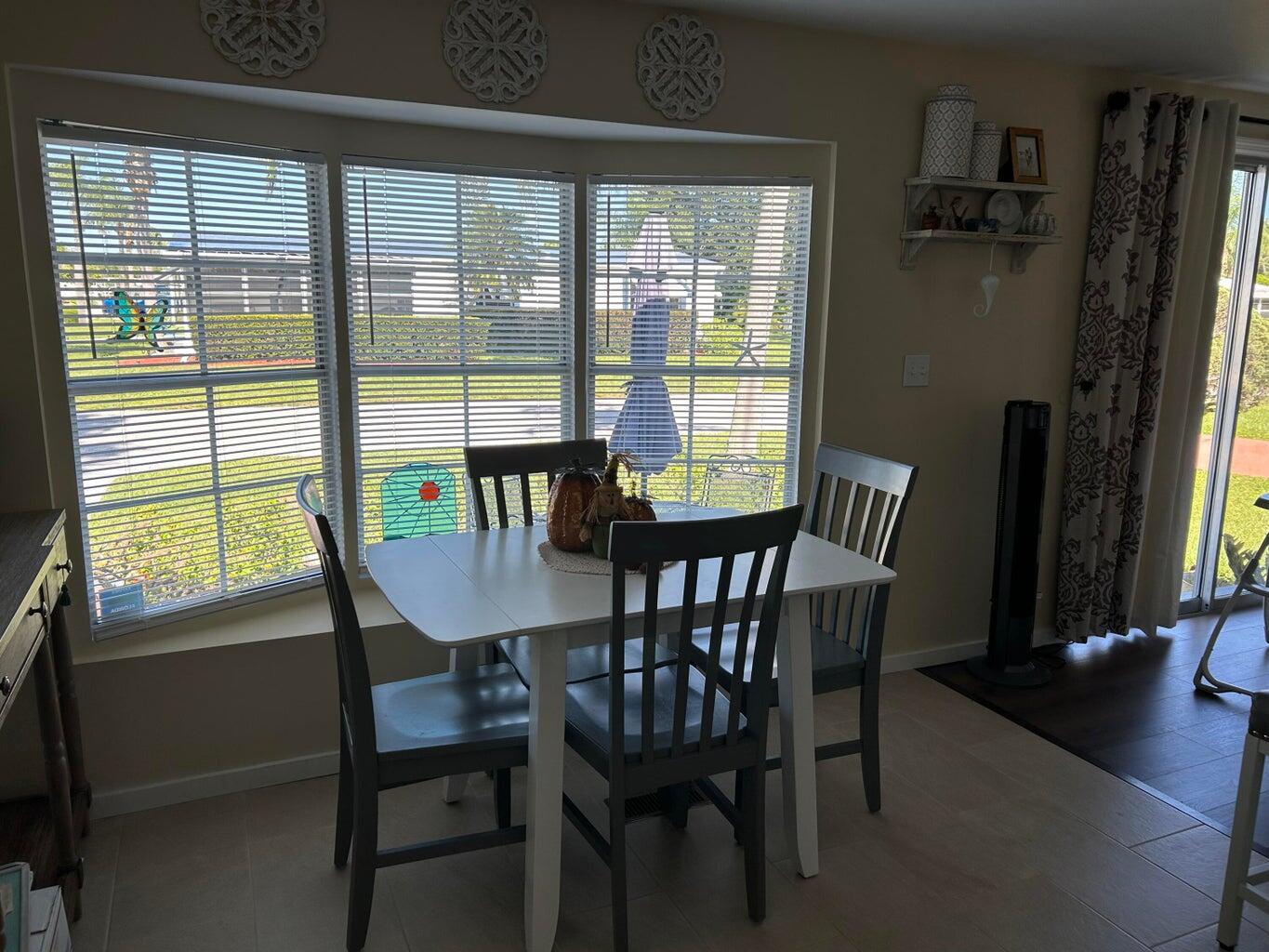 254 W Caribbean Property Photo 5