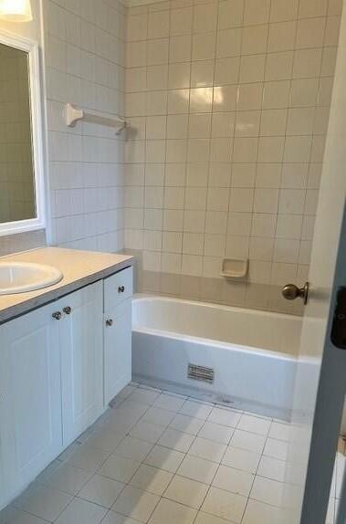2140 Sw 87th Way Property Photo 8