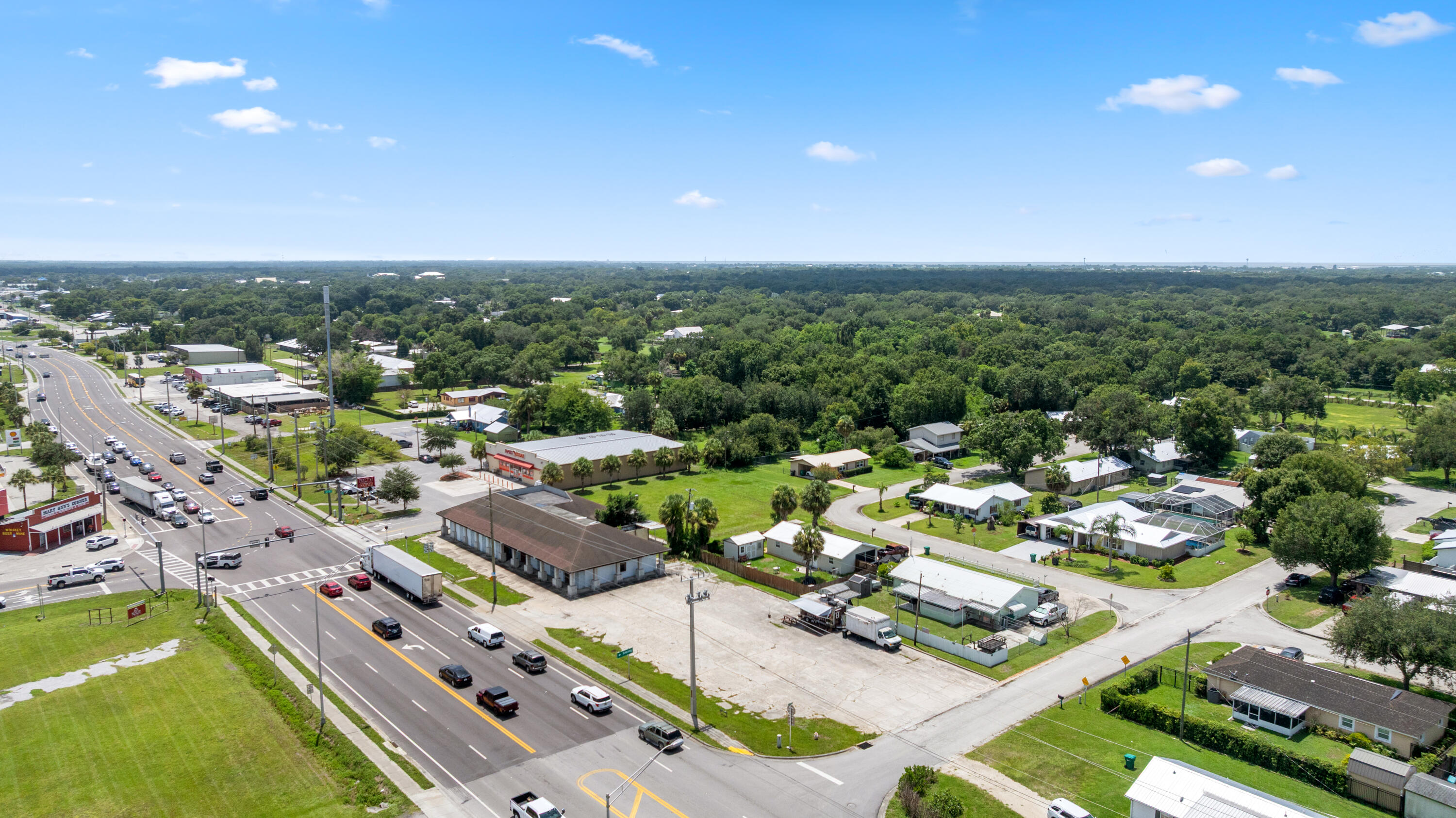 2054 Florida 70 Property Photo 7