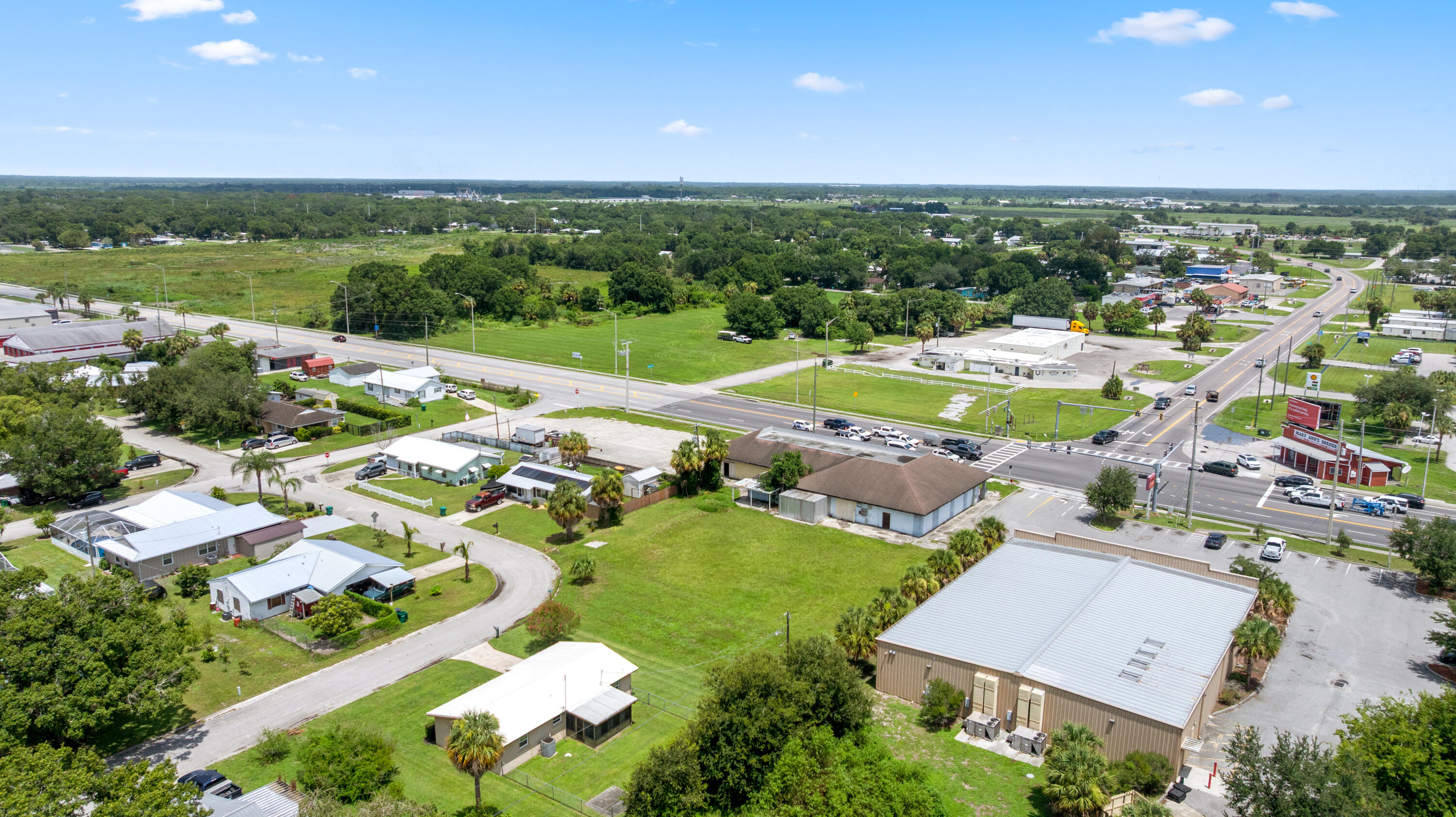 2054 Florida 70 Property Photo 21