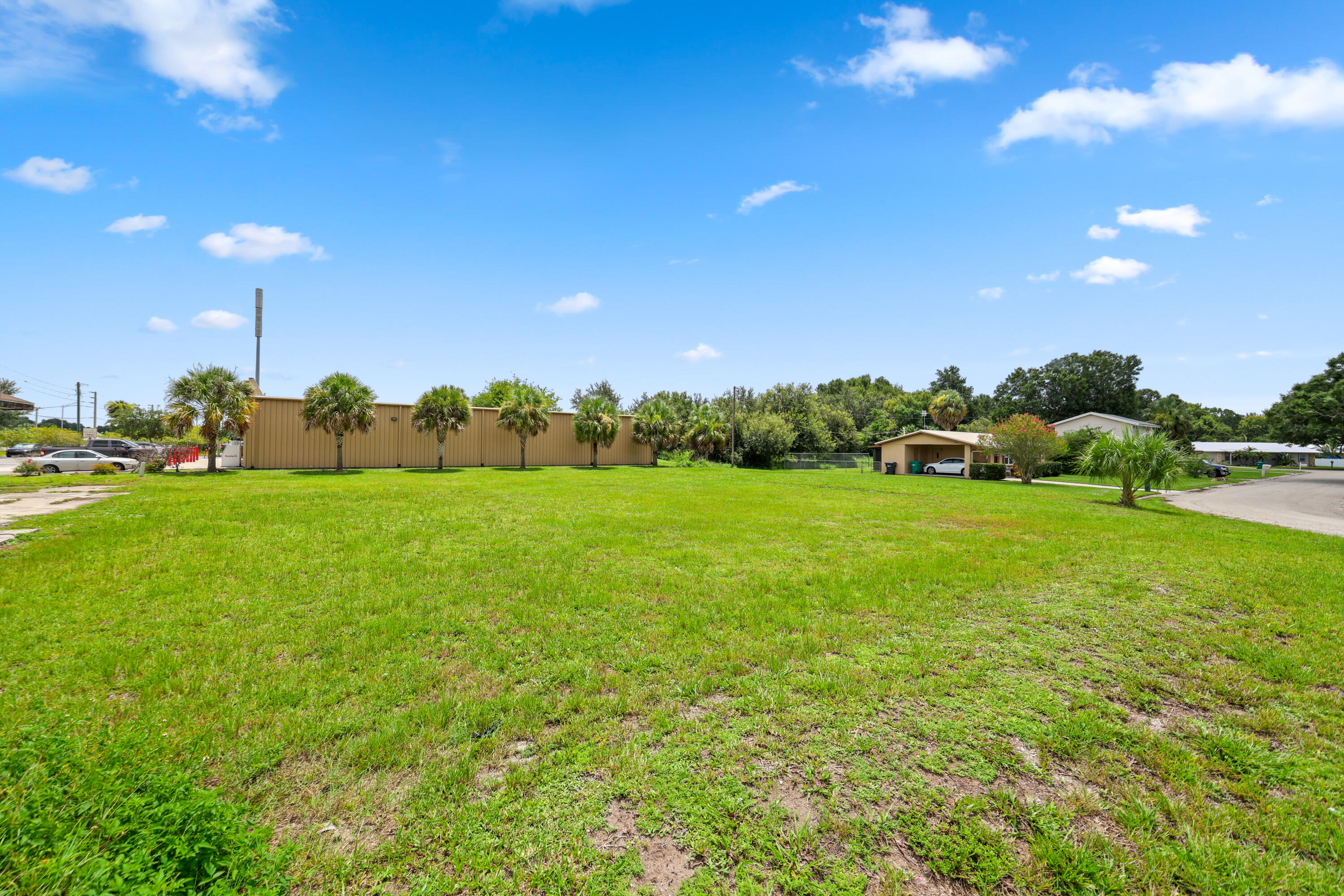 2054 Florida 70 Property Photo 22
